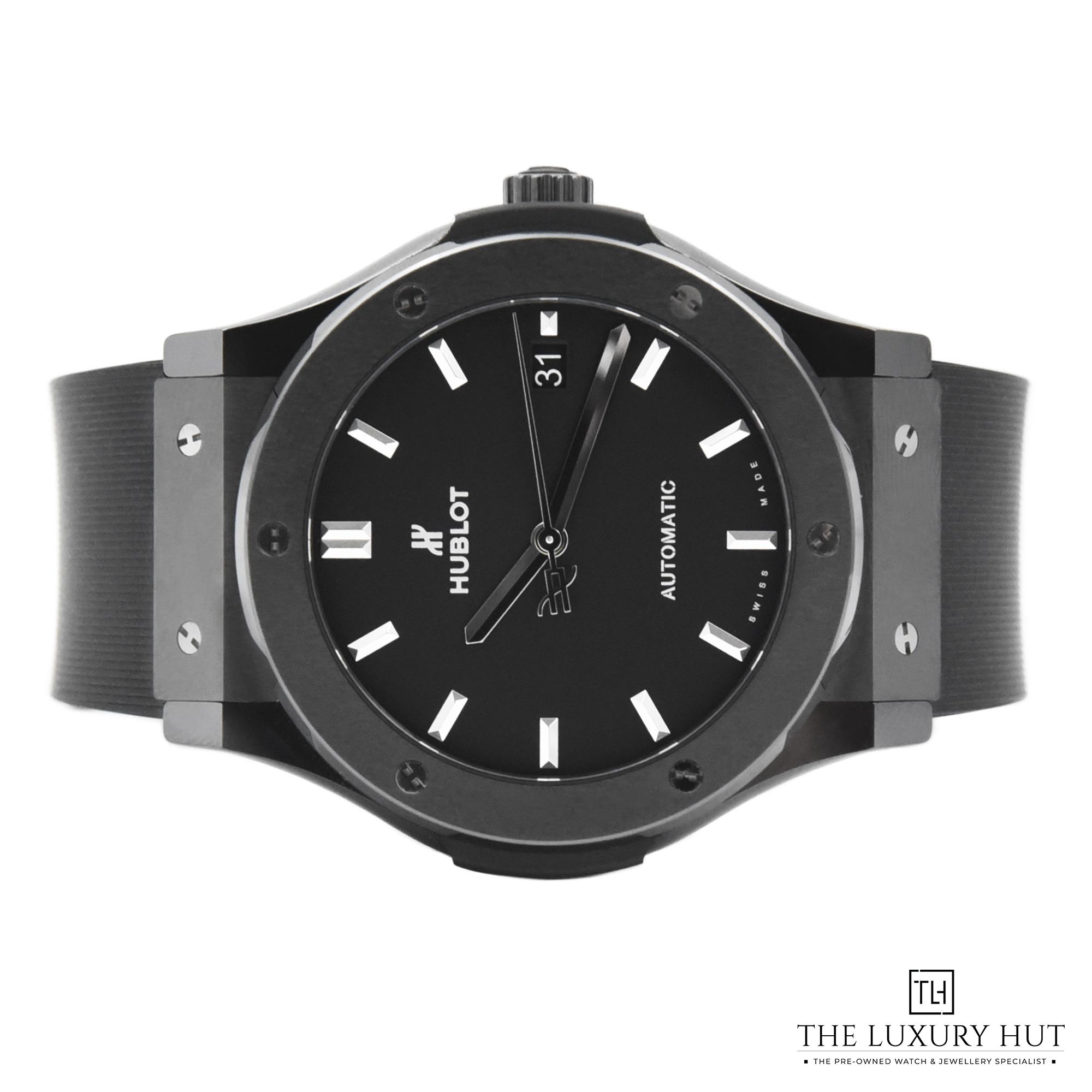 2024/01/Hublot_Classic_Fusion_Black_50543-c.jpg