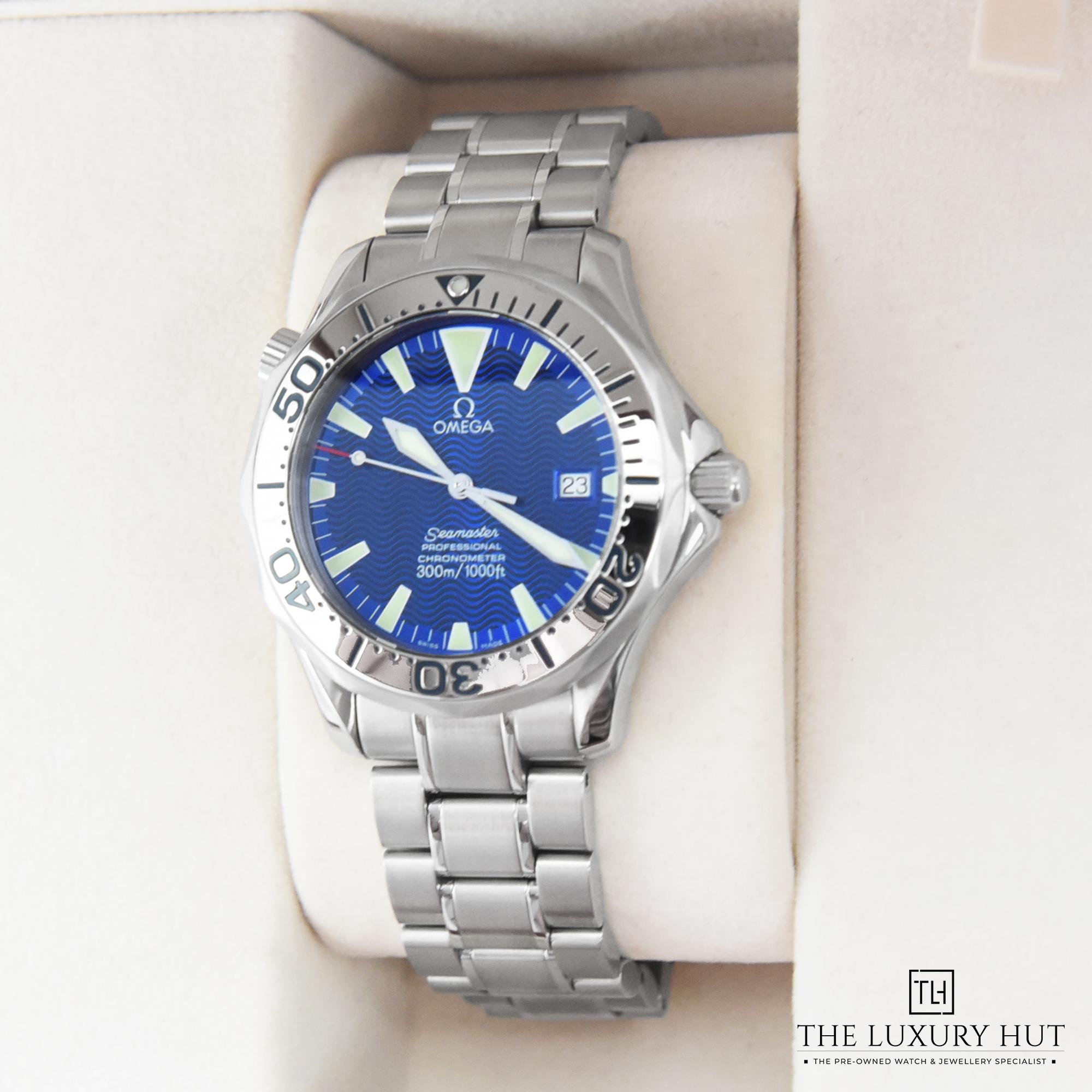 2024/01/Omega_Seamaster_Diver_Blue_LB133-e.jpg