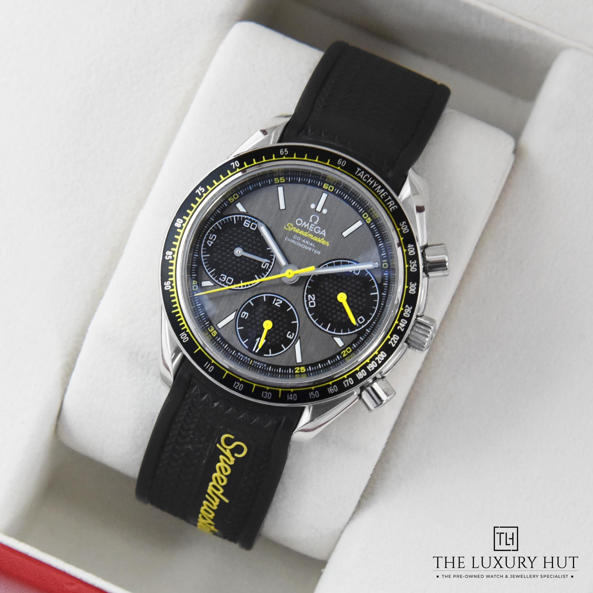 2024/01/Omega_Speedmaster_Racing_50517-e.jpg