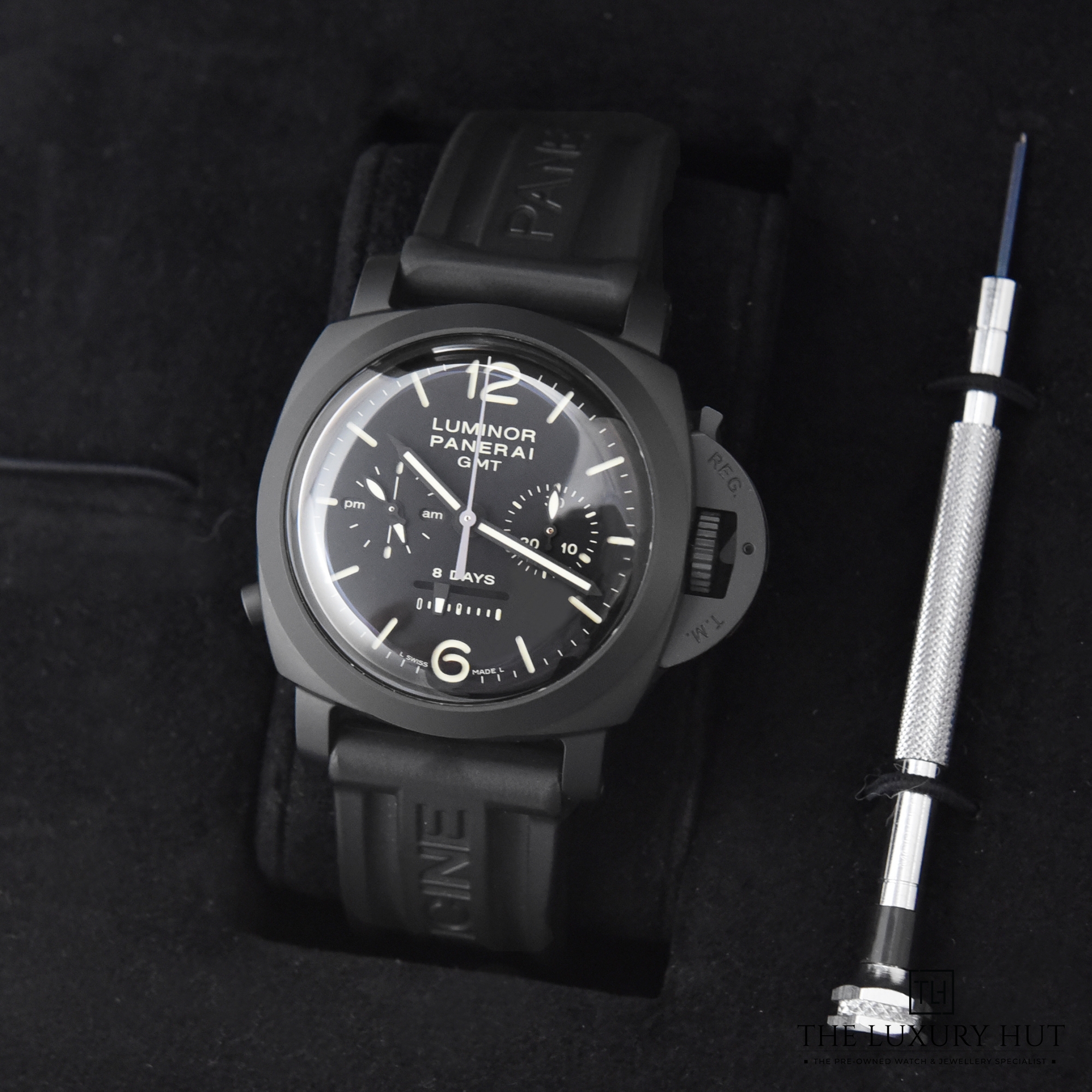 2024/01/Panerai_Luminor_Black_Ceramic_50535-e.jpg