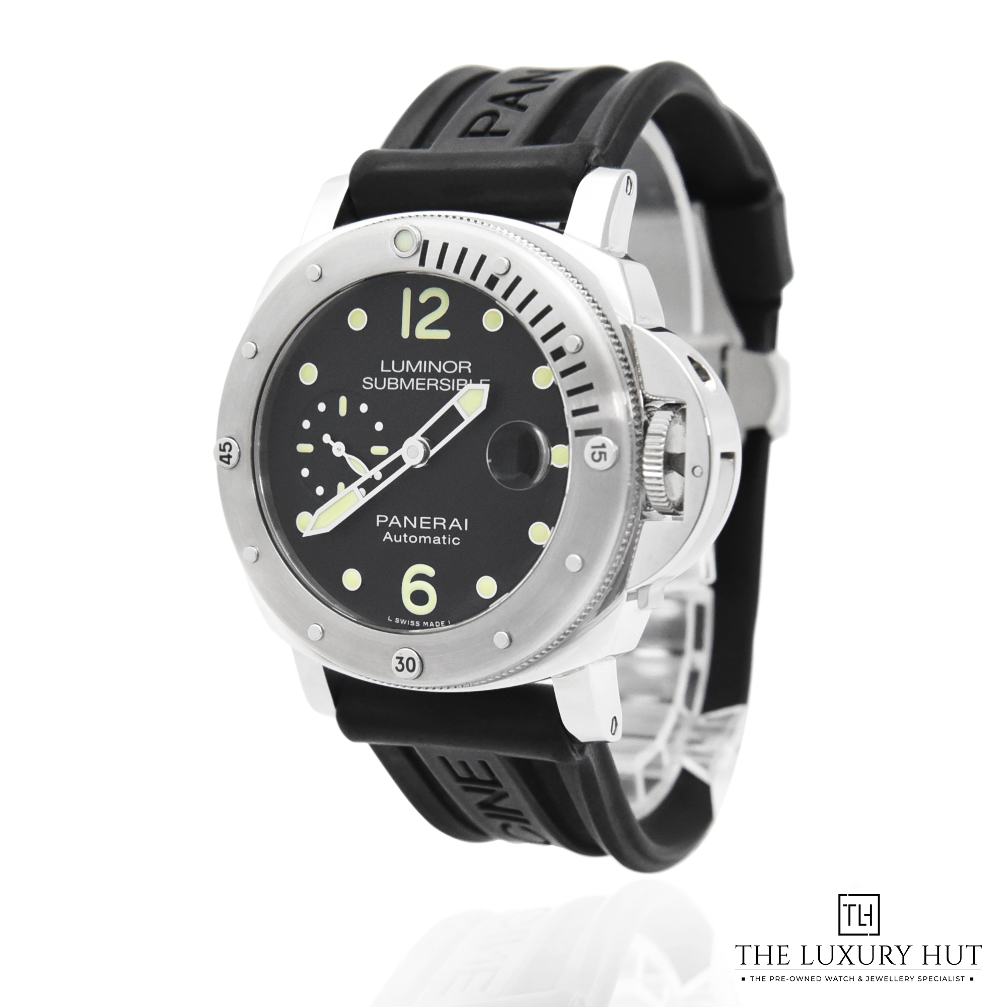 2024/01/Panerai_Luminor_Submersible_50524-b.jpg