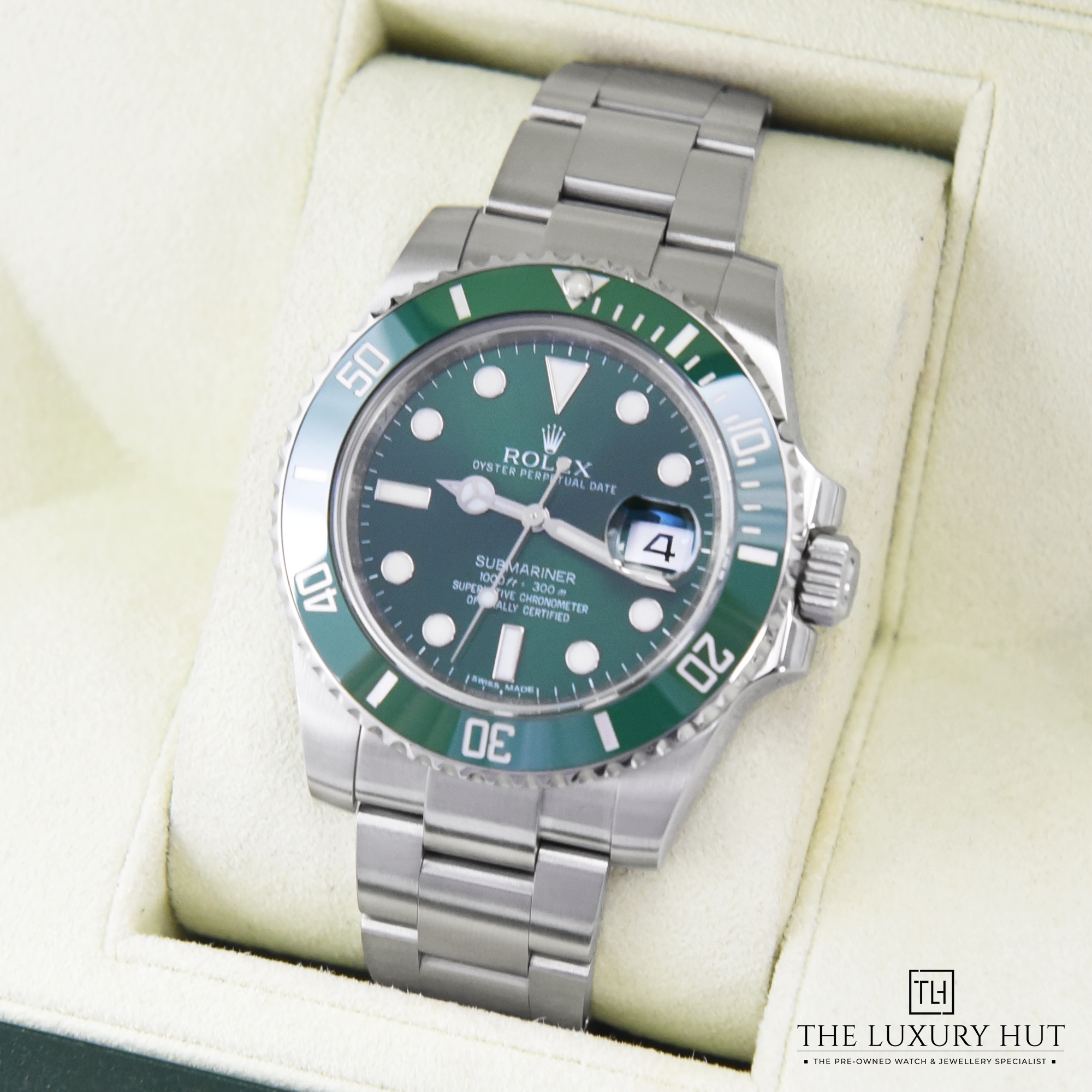 2024/01/Rolex_Submariner_HULK_Green_50538-e.jpg