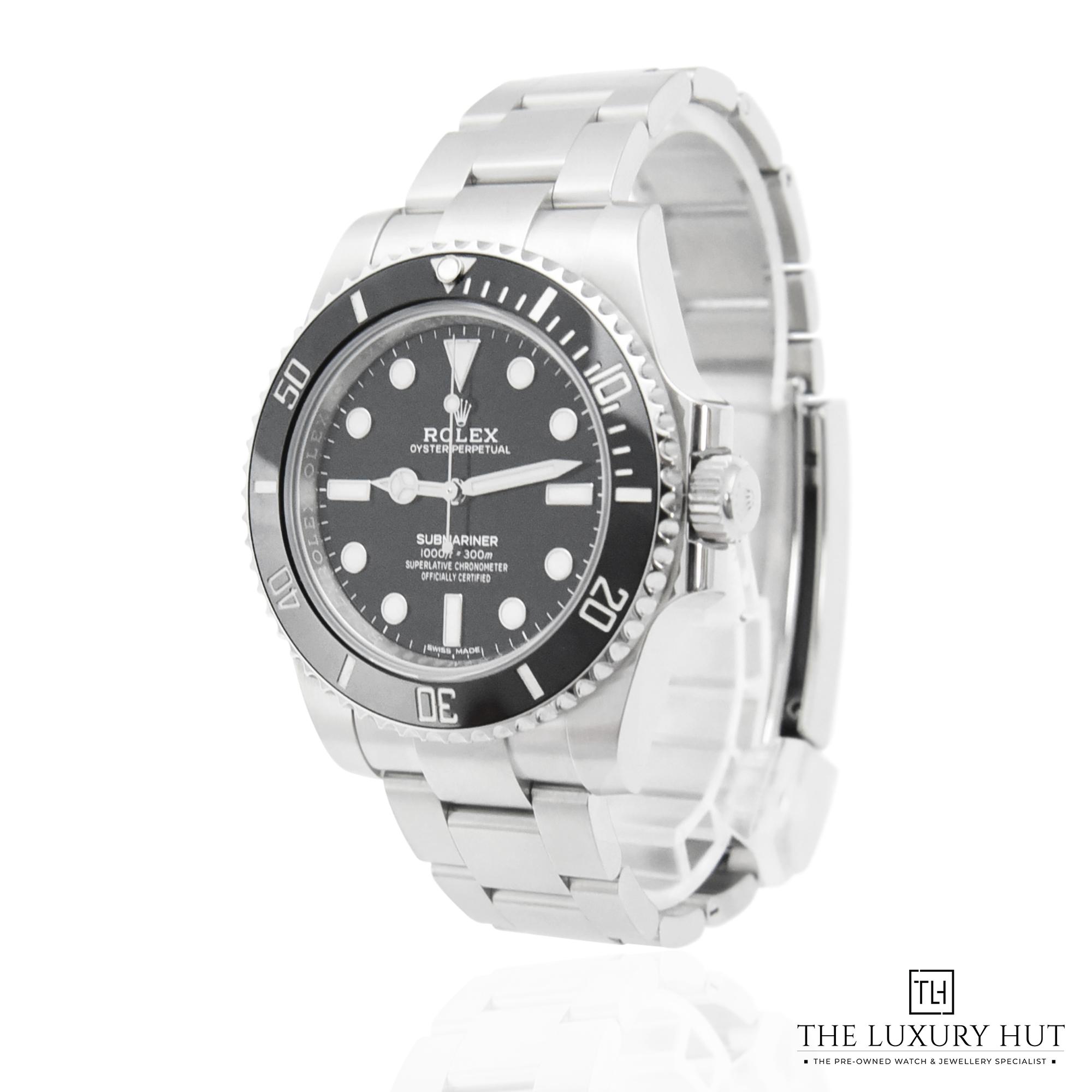 2024/01/Rolex_Submariner_No-Date_-Black_50550-b.jpg