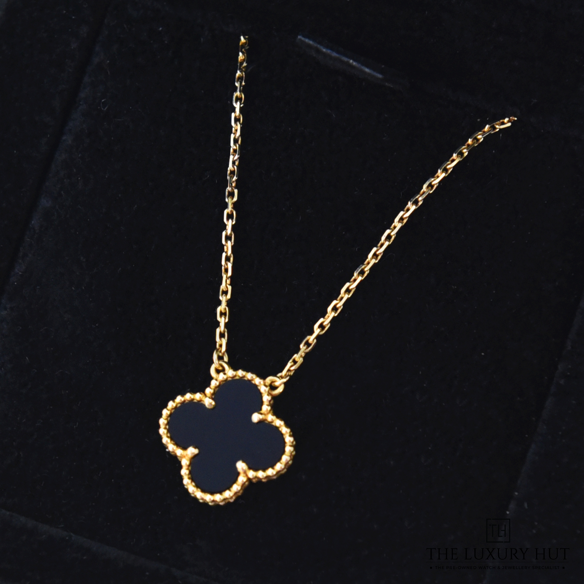 2024/01/Van_Cleef_Yellow-_Alhambra_Necklace_50587-c.jpg