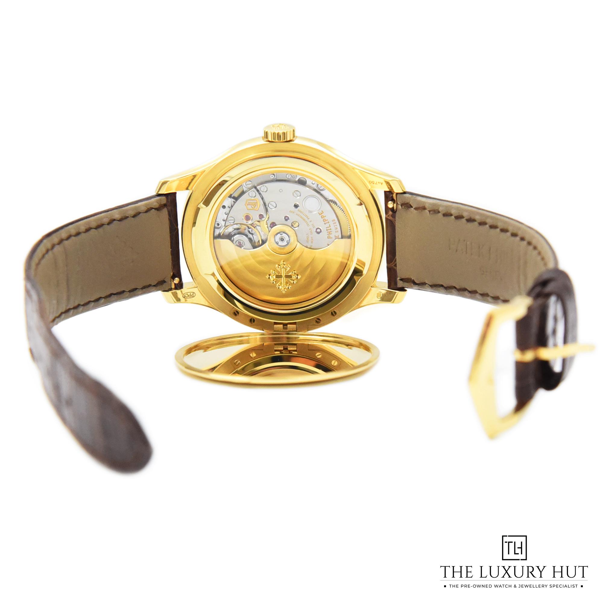 2024/02/Patek_Philippe_Calatrava_Yellow_LB151-d.jpg