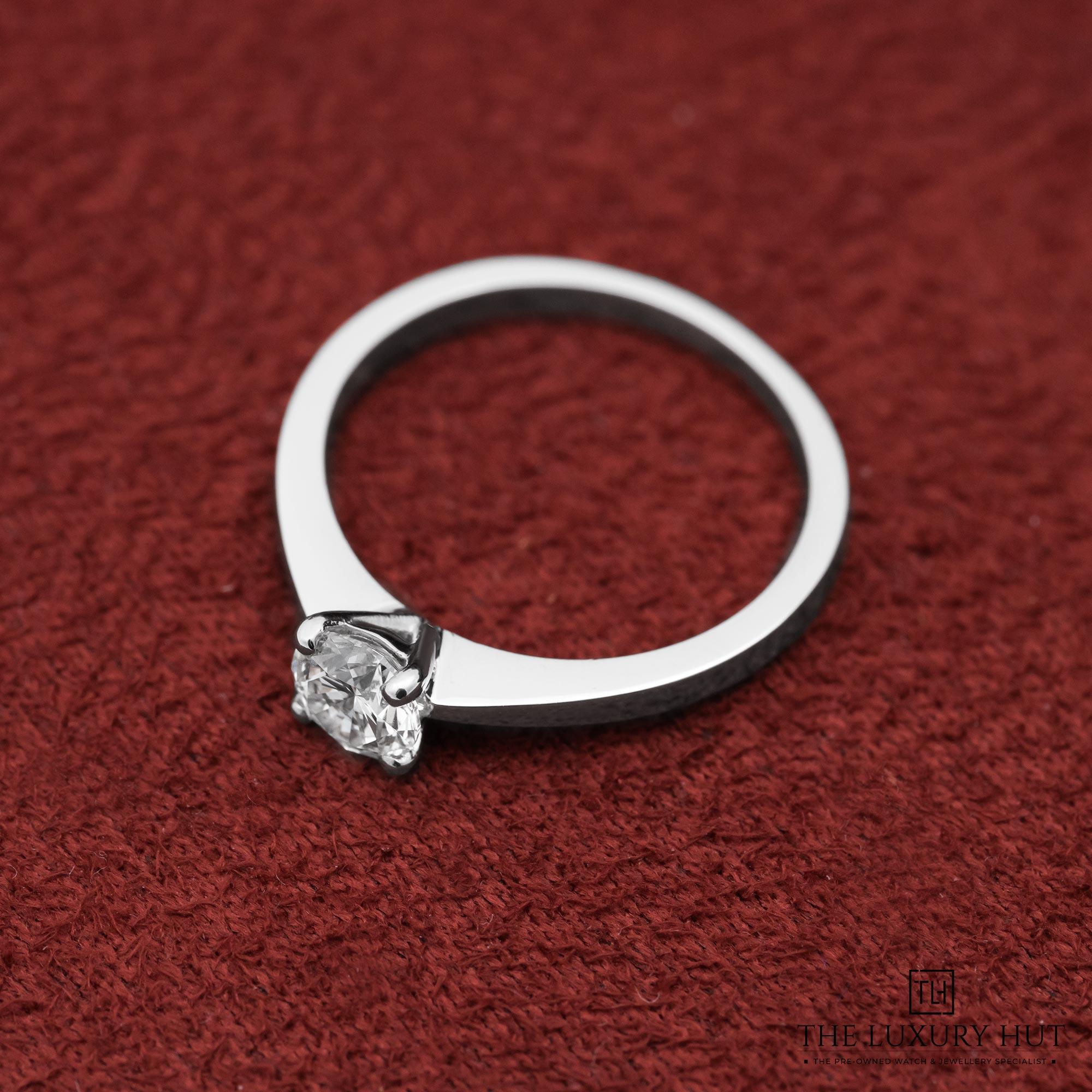 2024/02/Platinum_Diamond_Engagement_Ring_21706-c.jpg