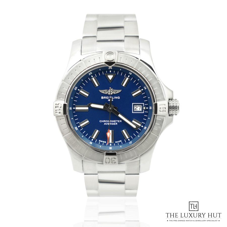 Breitling Avenger mm Blue Dial 50690 a