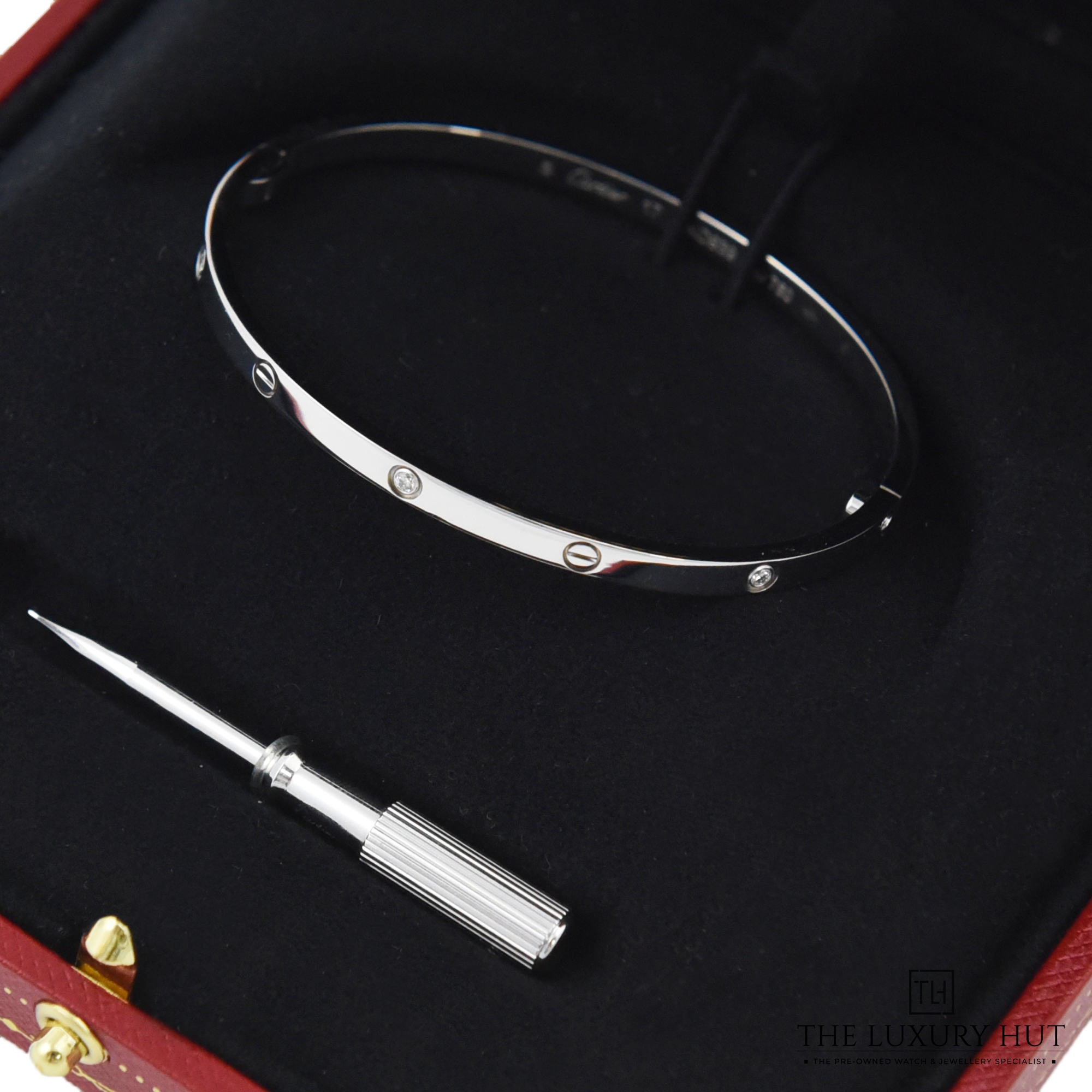 2024/03/Cartier_White_6-Diamonds_Bangle_50683-d.jpg