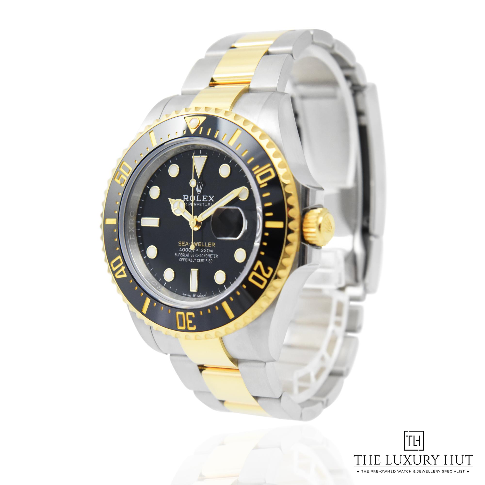 2024/03/Rolex_Sea-Dweller_Bi-Metal_Black_LB195-b.jpg