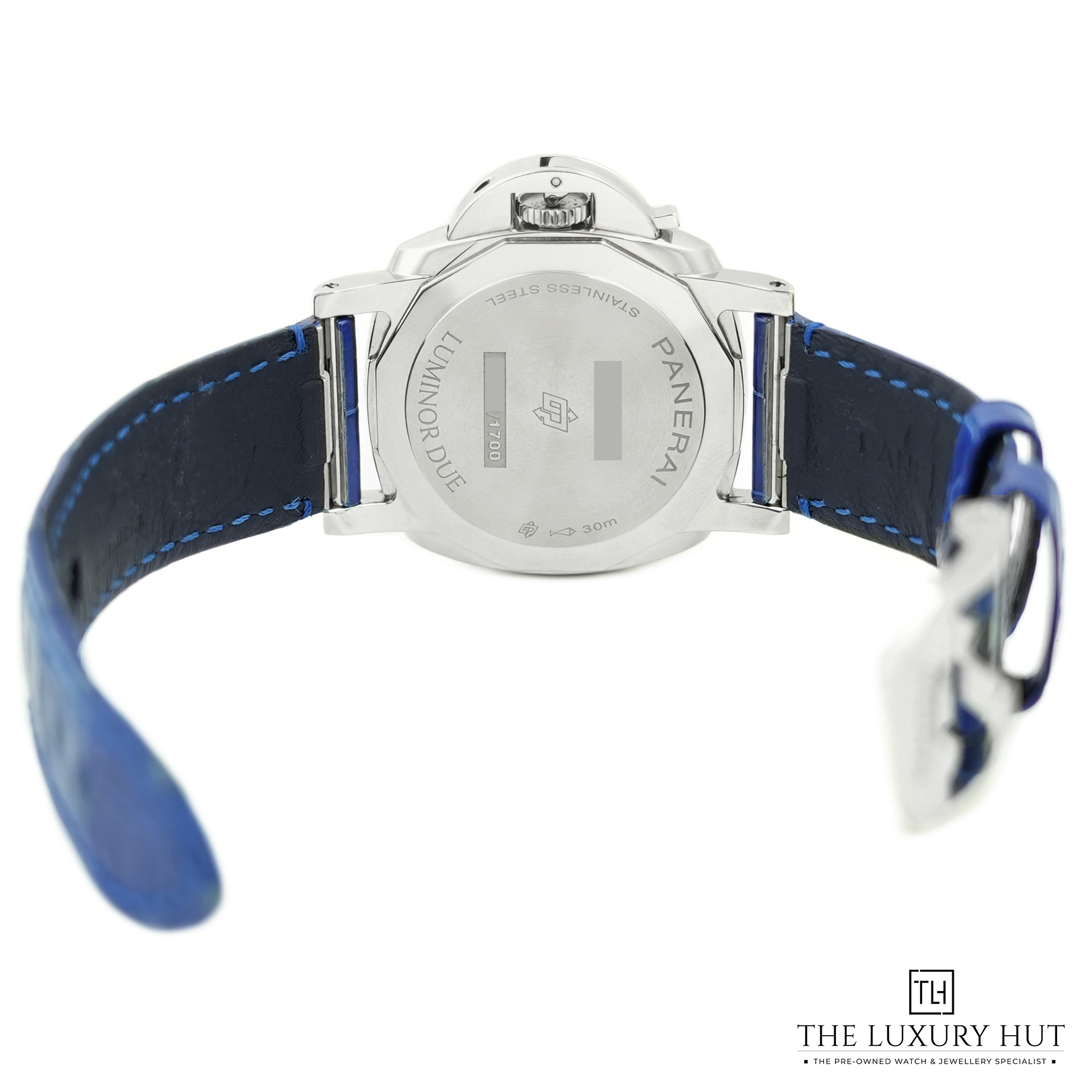 2024/04/Panerai_Luminor_Due_Luna_Blue_50765-d.jpg