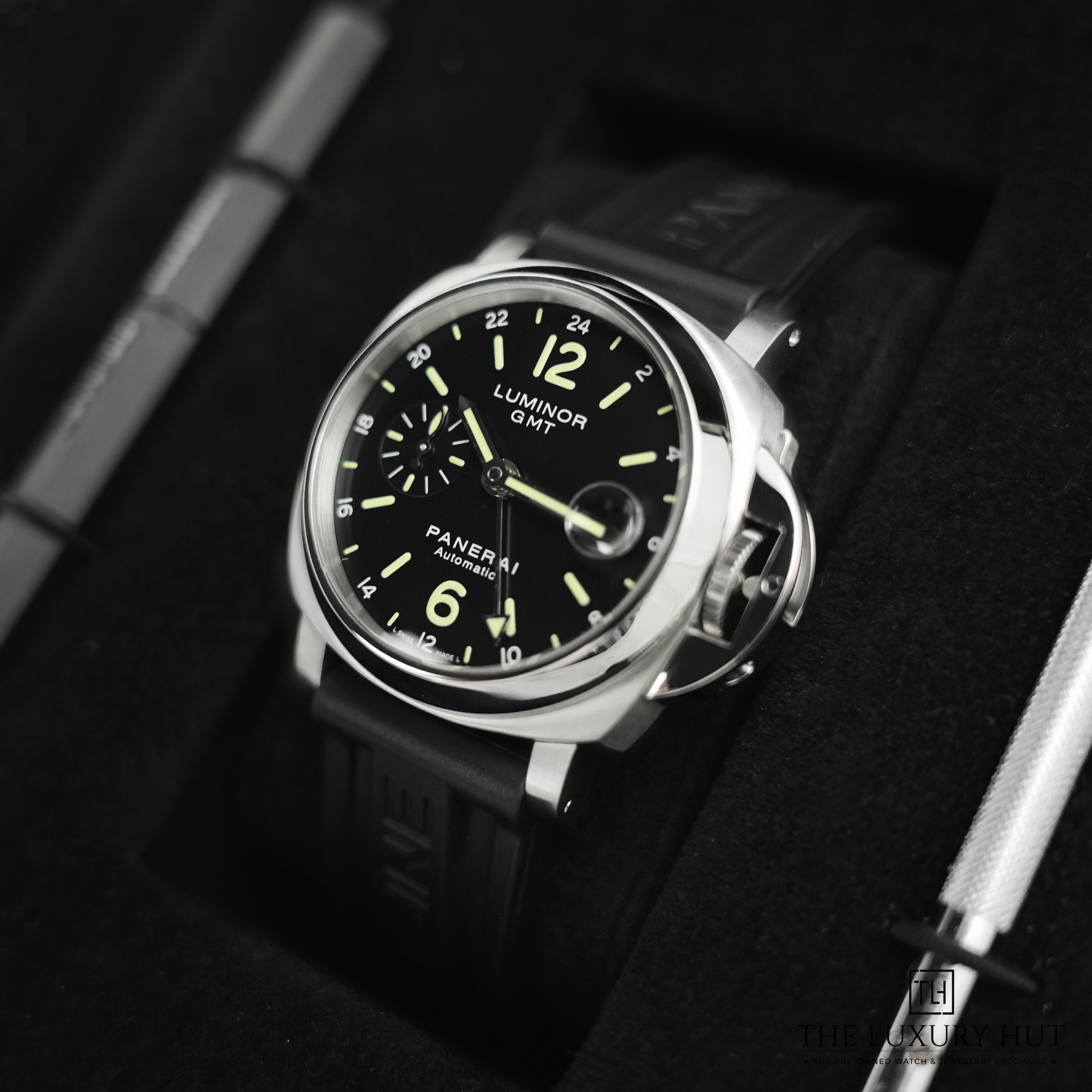 2024/04/Panerai_Luminor_GMT_Steel_Black_50766-e.jpg