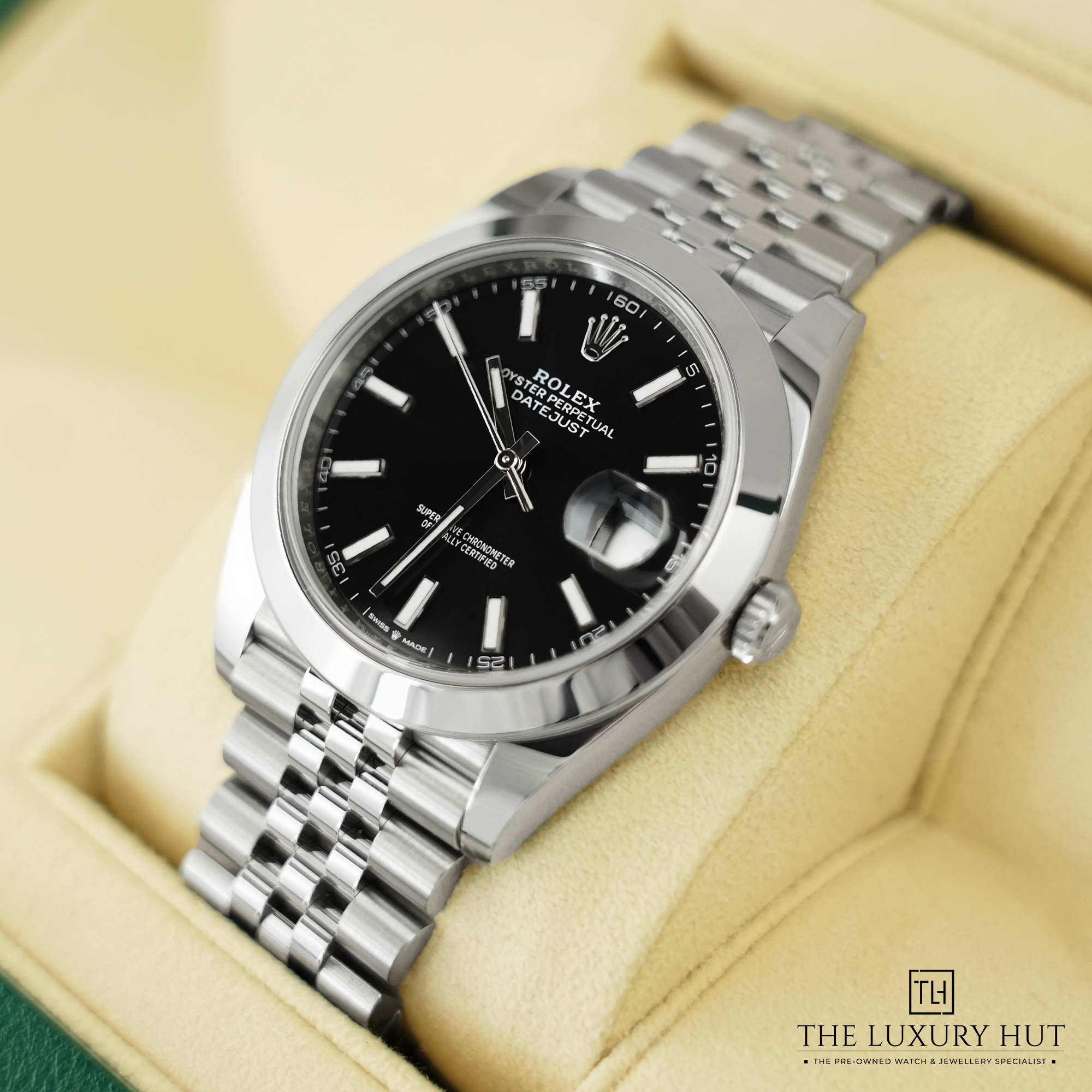 2024/04/Rolex_Datejust_41mm_Black_Dial_LB227-e.jpg