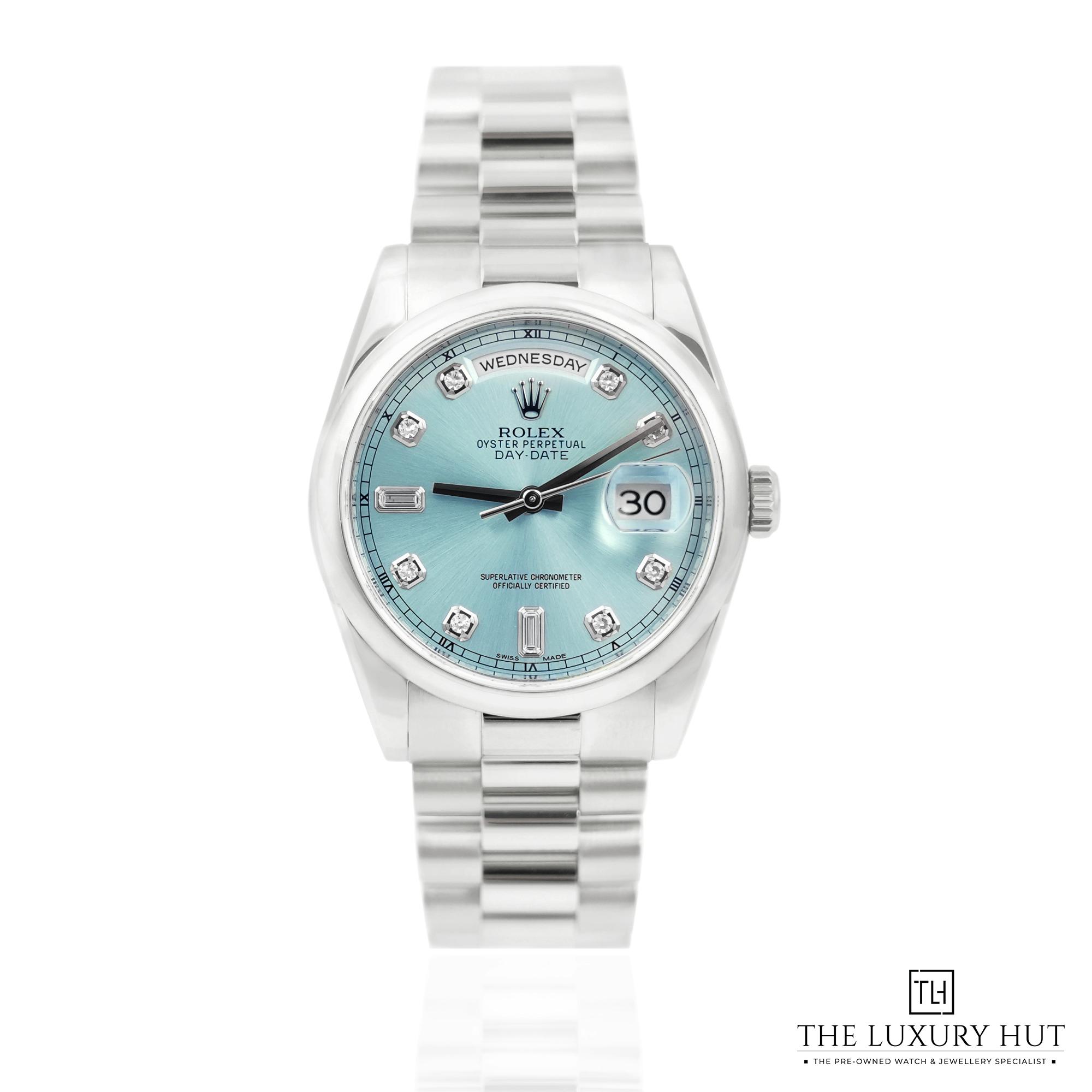 2024/04/Rolex_Day-Date_Platinum_Ice_Blue_LB232-a.jpg