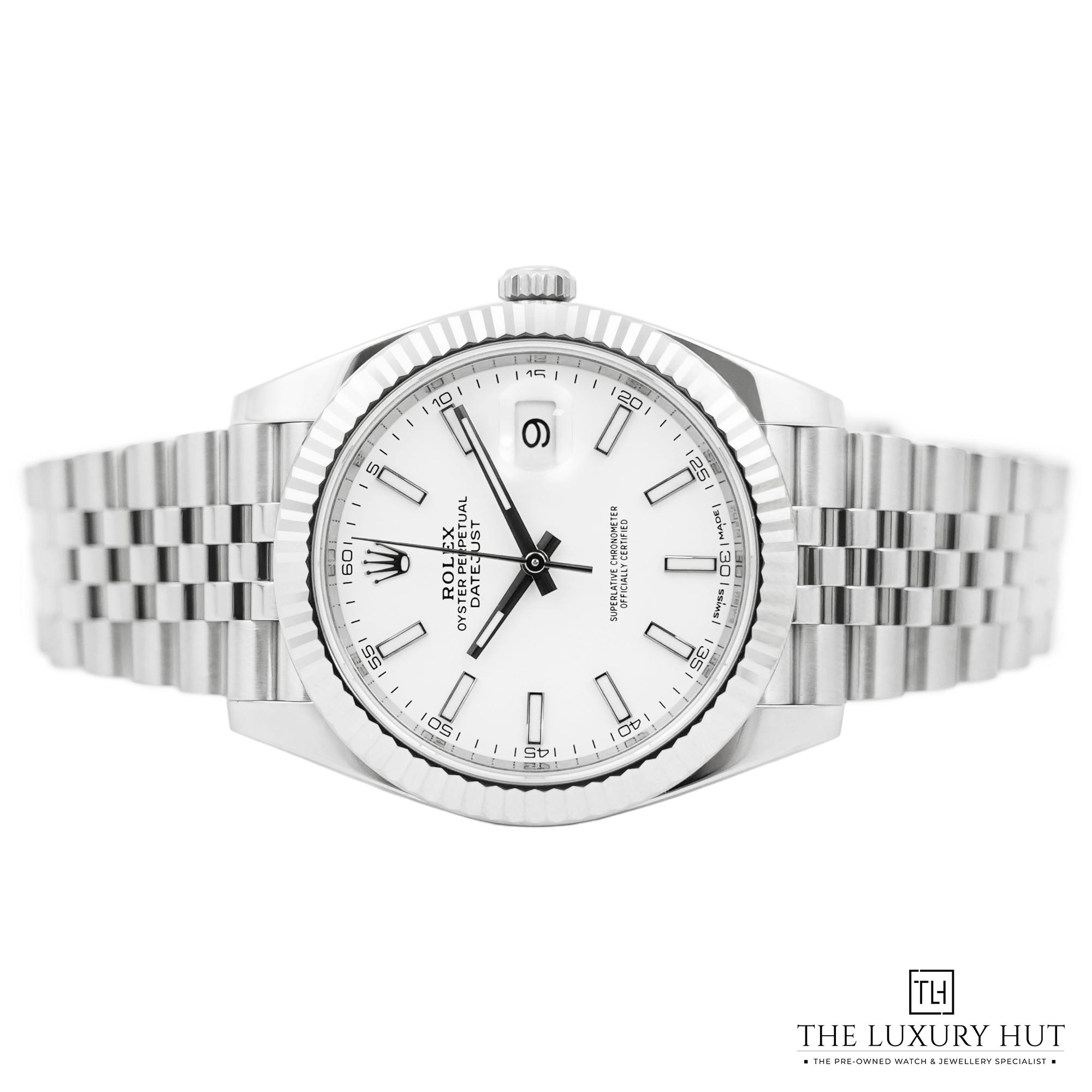 2024/05/Rolex_Datejust_41mm_White_Dial_50783c.jpg