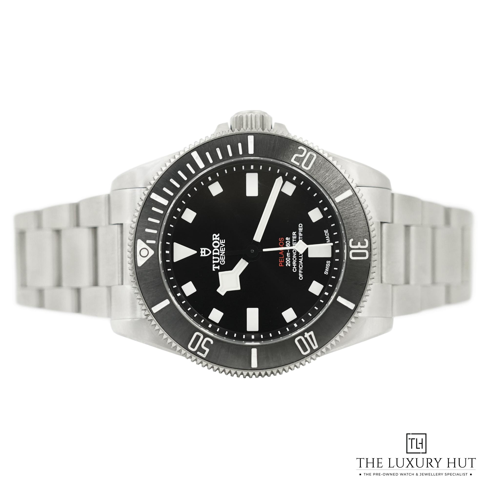 2024/05/Tudor_Pelagos_Titanium_Black_50792-c.jpg