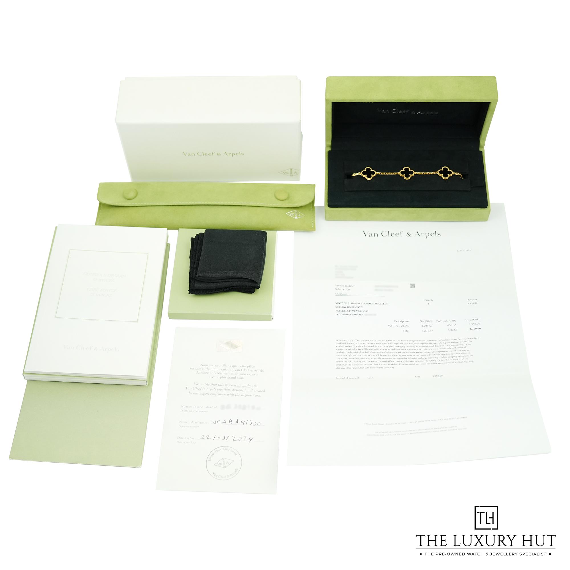 2024/05/Van_Cleef_-Alhambra_Yellow_Bracelet_50801-d.jpg