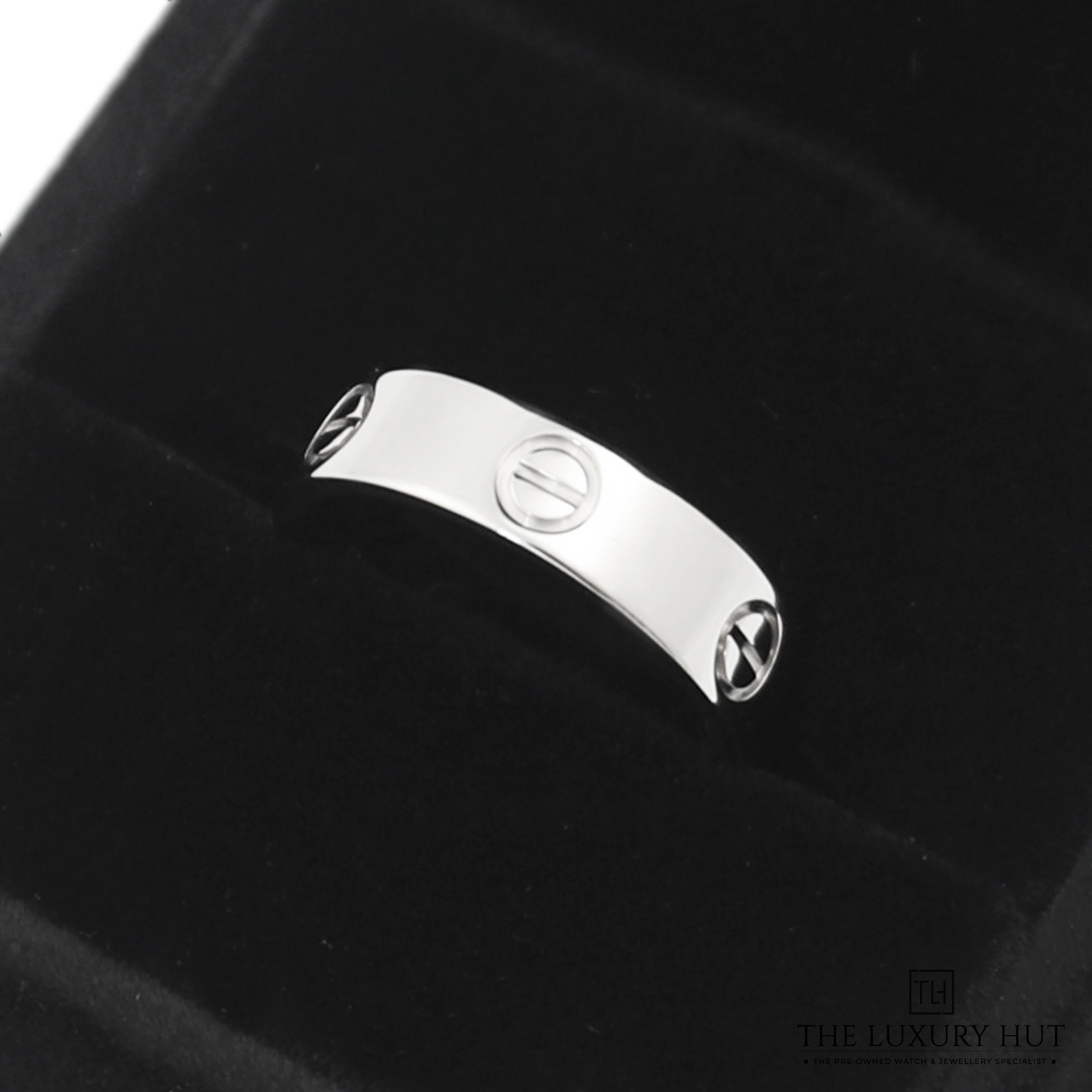 2024/06/Cartier_Love_Ring_White_Gold_LB209-d.jpg