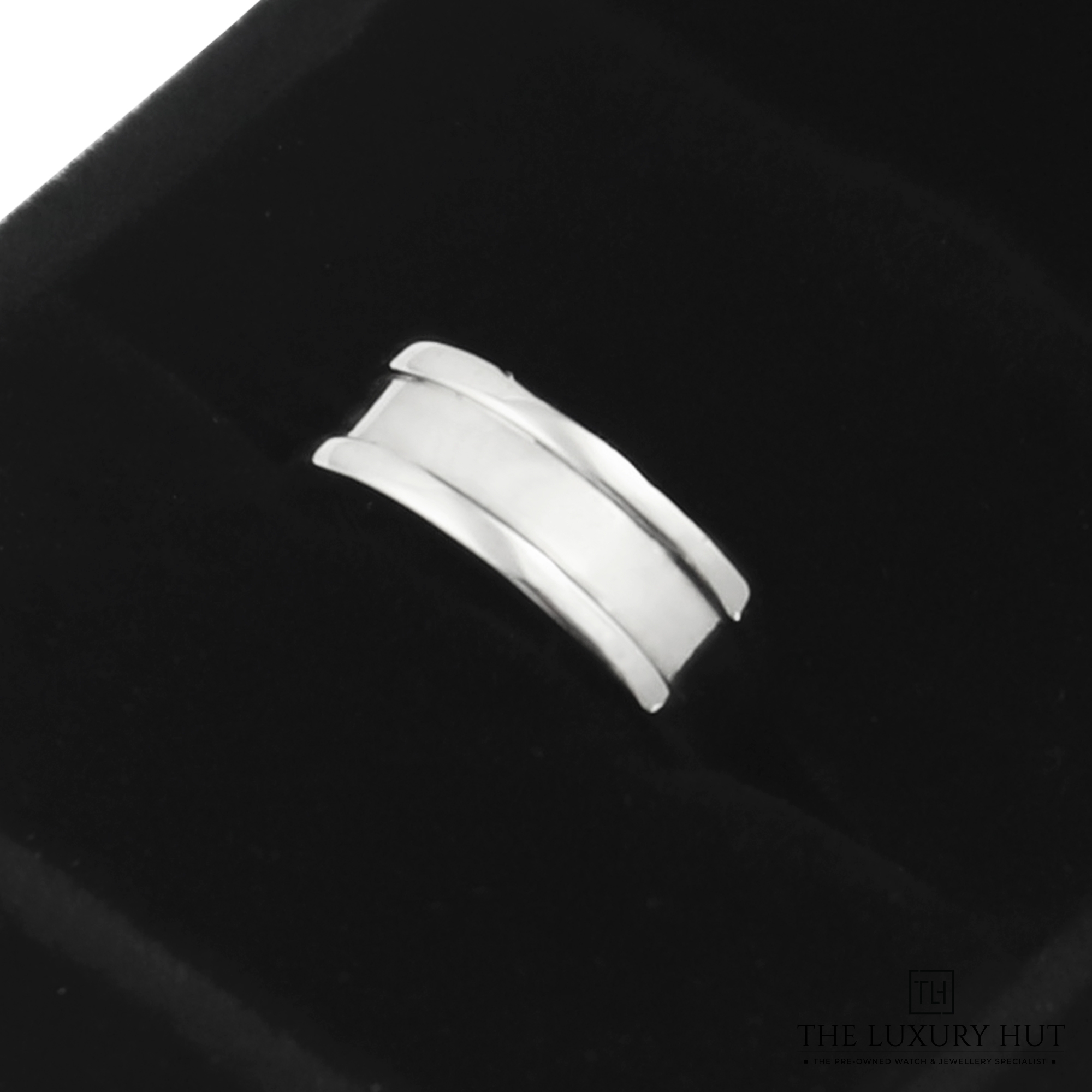 2024/06/Cartier_Vintage_C_De_White_Ring_50877-c.jpg