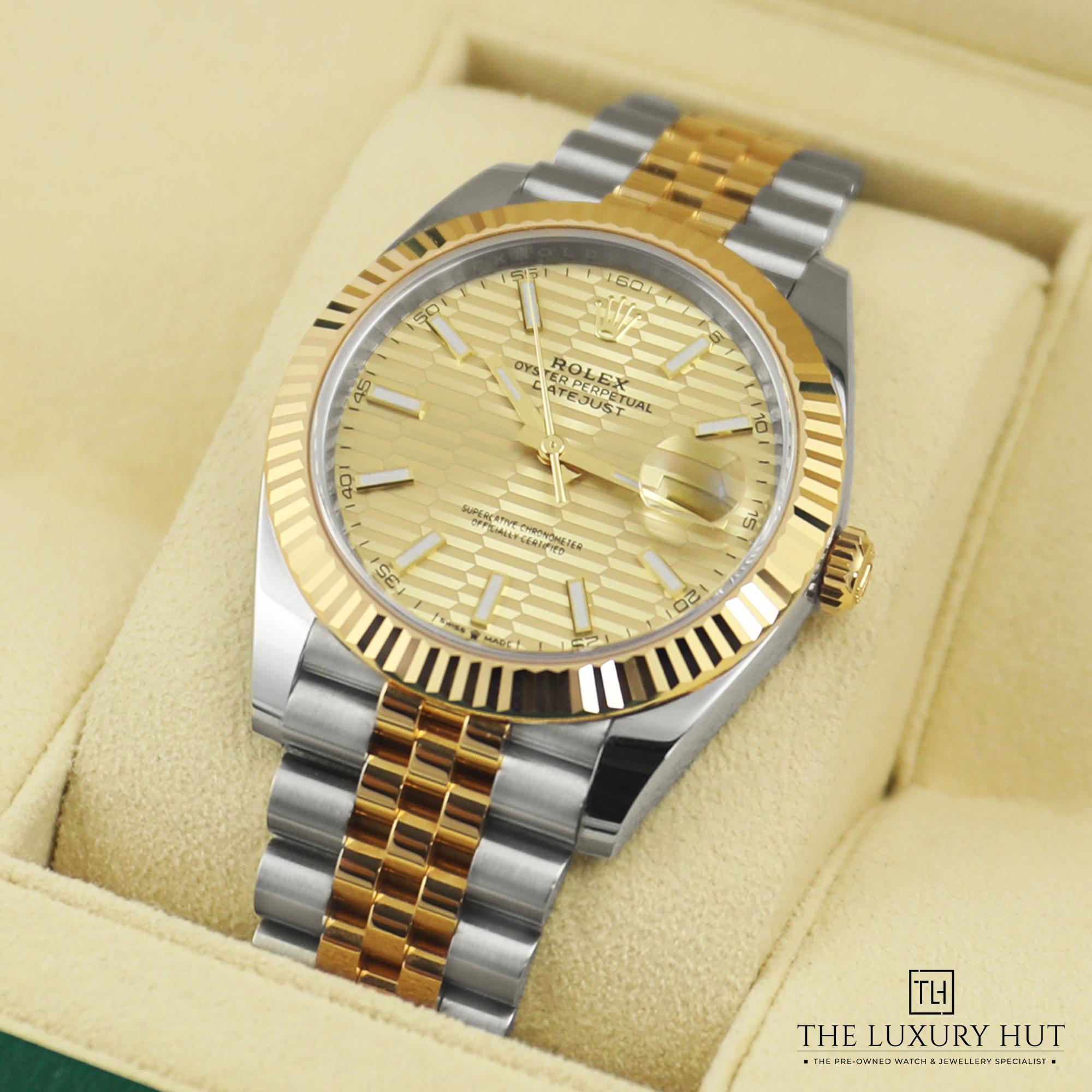 2024/06/Rolex_Datejust_Bi-Metal_Motif_Dial_50844-e.jpg