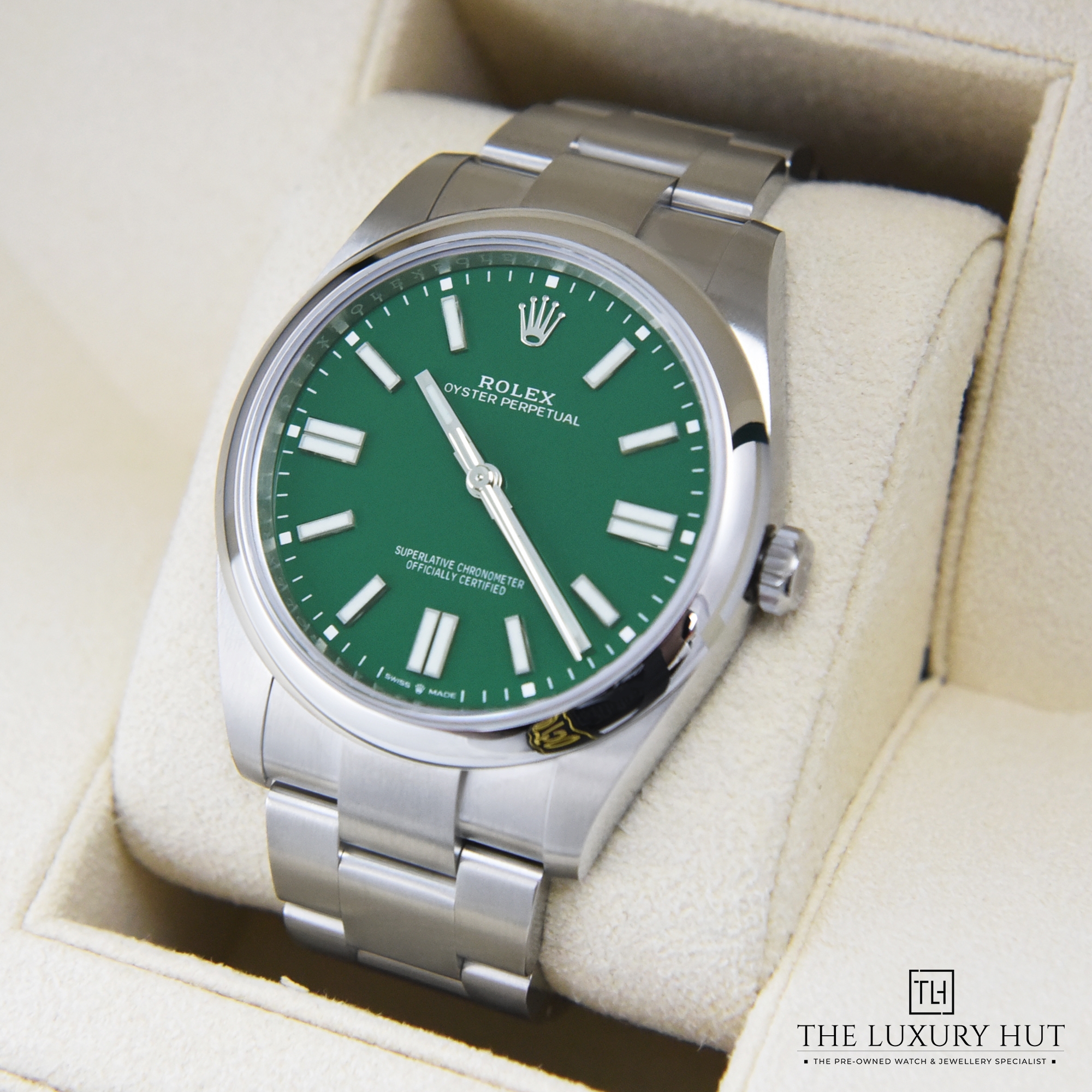 2024/06/Rolex_Oyster_Perpetual_41_Green_LB263-e.jpg
