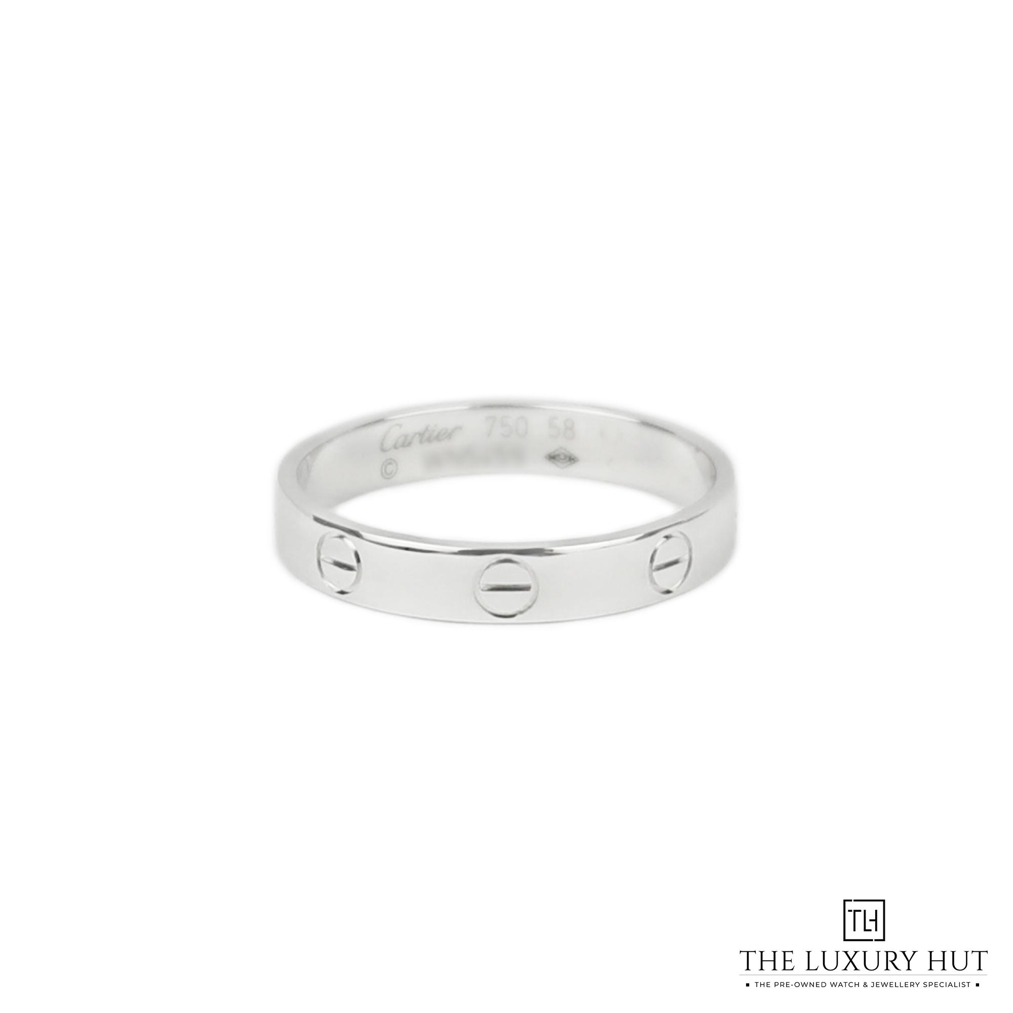 2024/07/Cartier_Love_Wedding_Band_White_50976-a.jpg