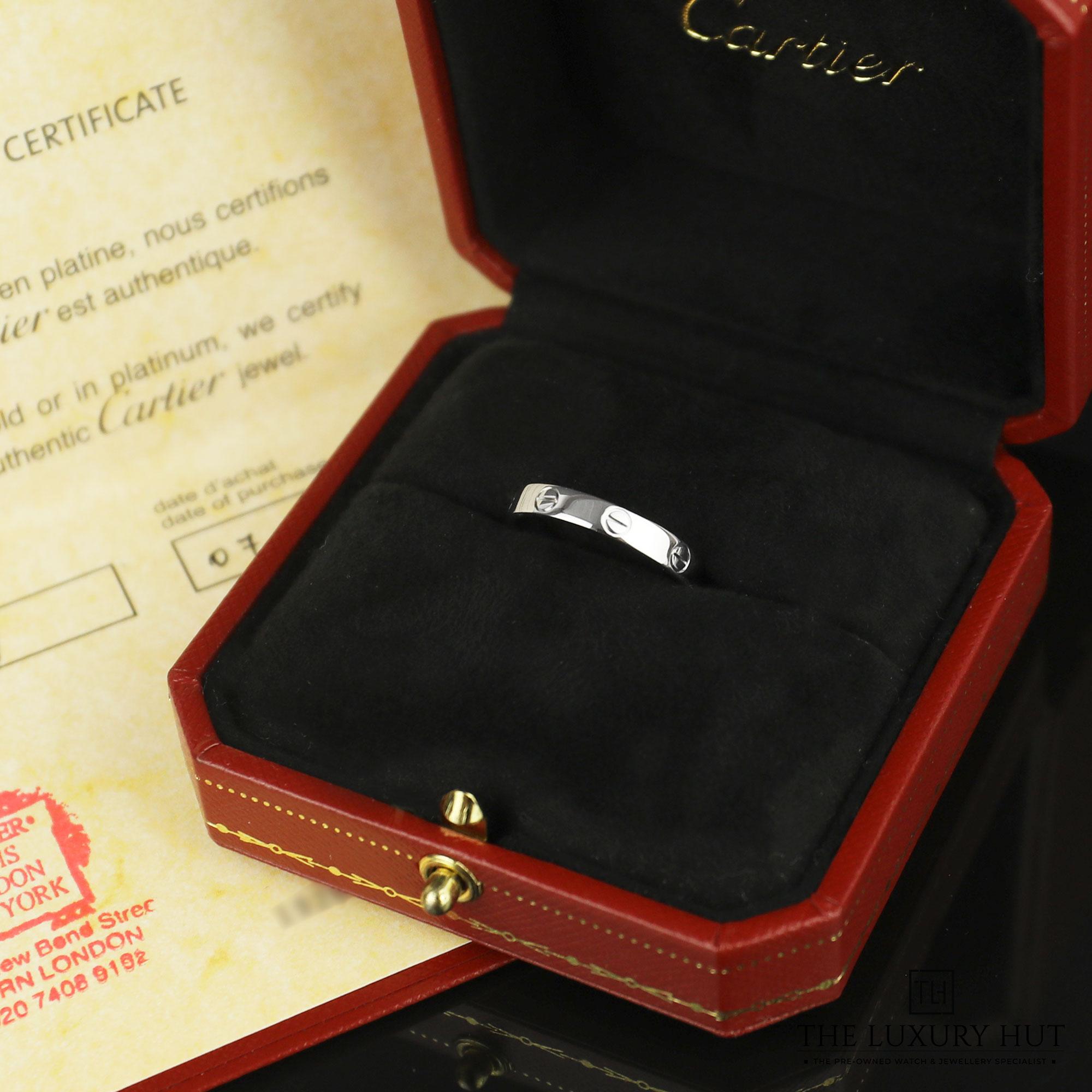 2024/07/Cartier_Love_Wedding_Band_White_50976-d.jpg