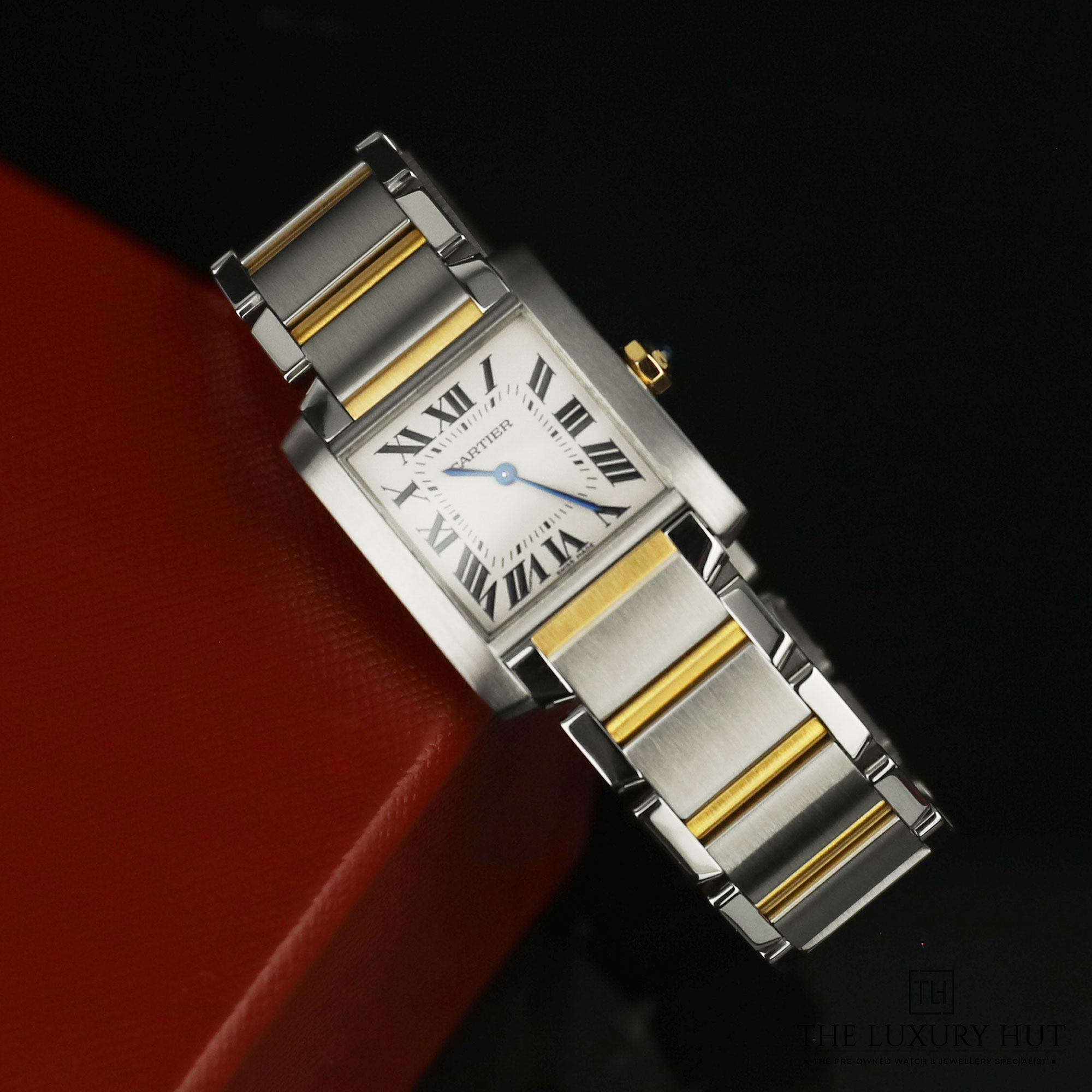 2024/07/Cartier_Tank_Francaise_Bi-Metal_White_50943-b.jpg