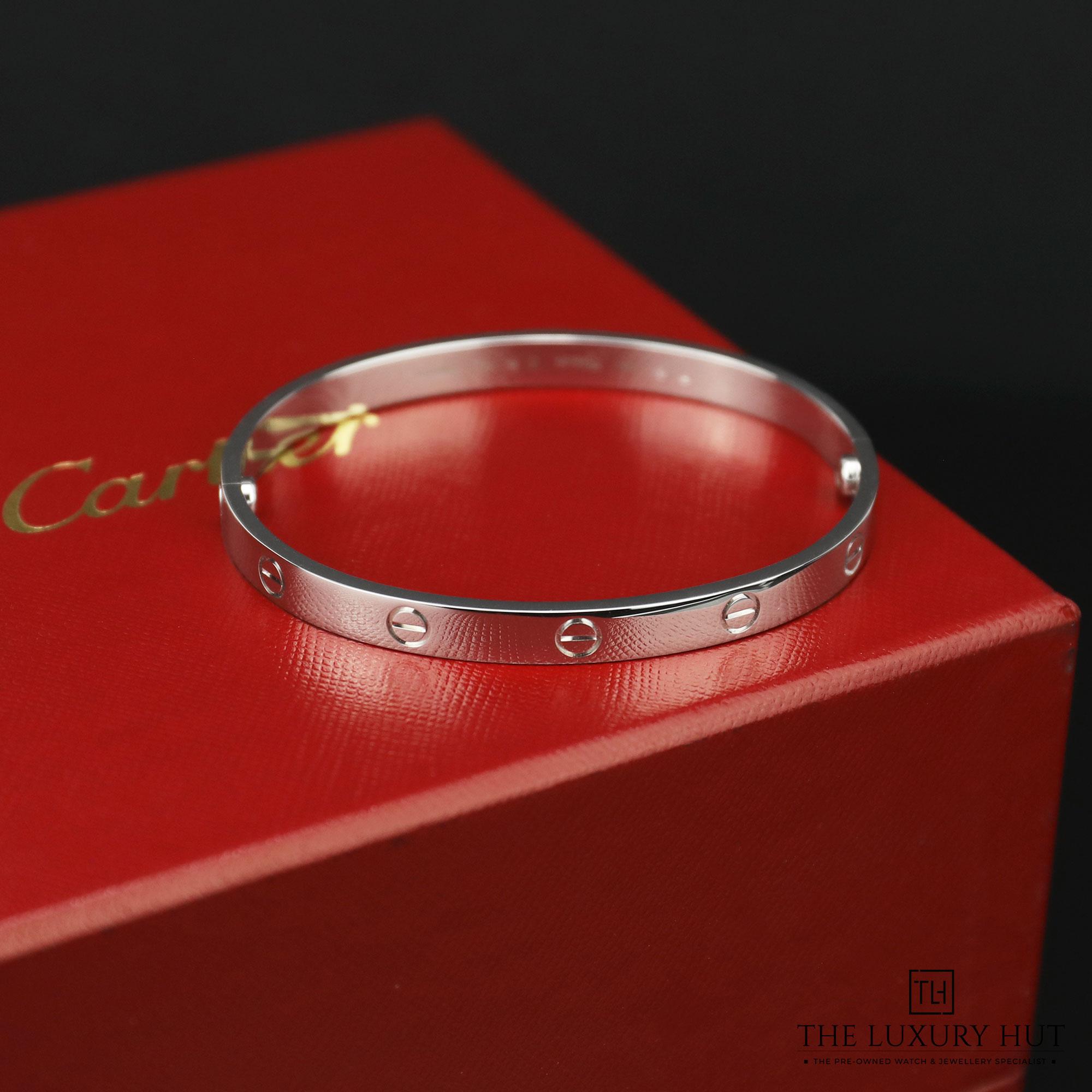 2024/07/Cartier_White_Gold_Love_Bangle_50975-d.jpg