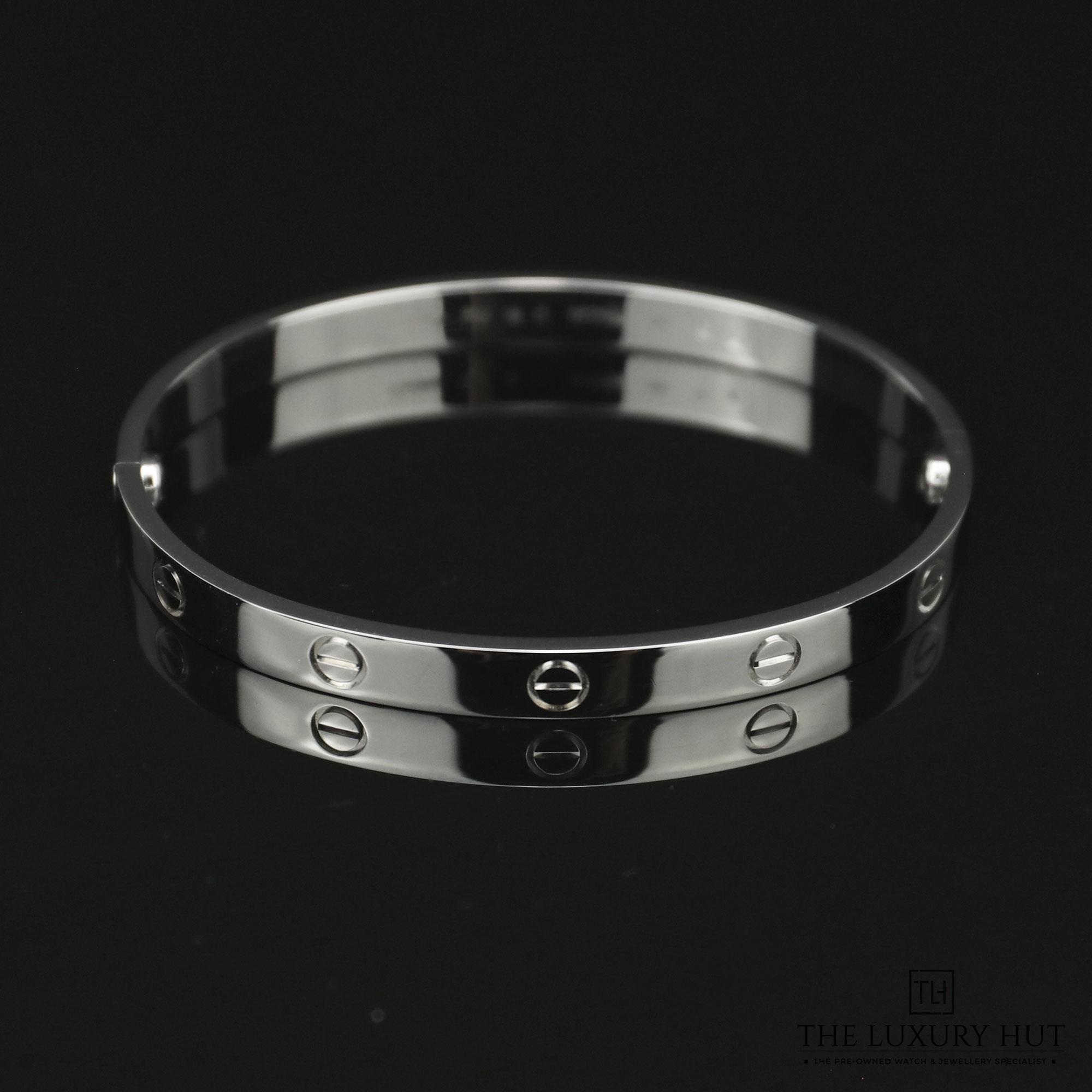 2024/07/Cartier_White_Gold_Love_Bangle_50975-e.jpg