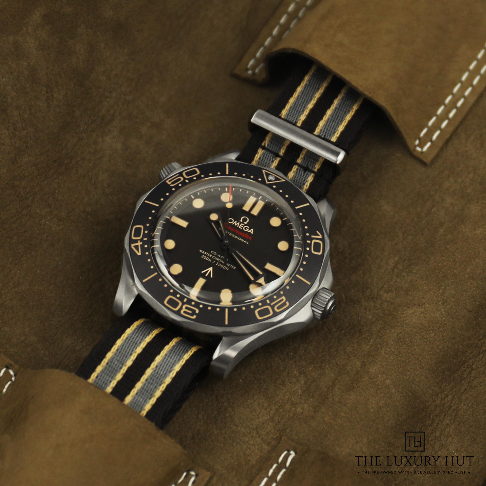 2024/07/Omega_Seamaster_James-Bond_Limited_50936-e.jpg