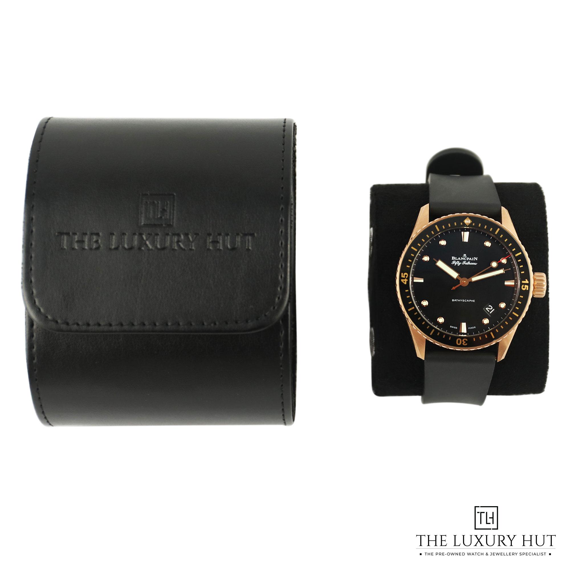 2024/08/Blancpain_Fifty_Fathoms_Rose_Gold_Black_LB318-g.jpg