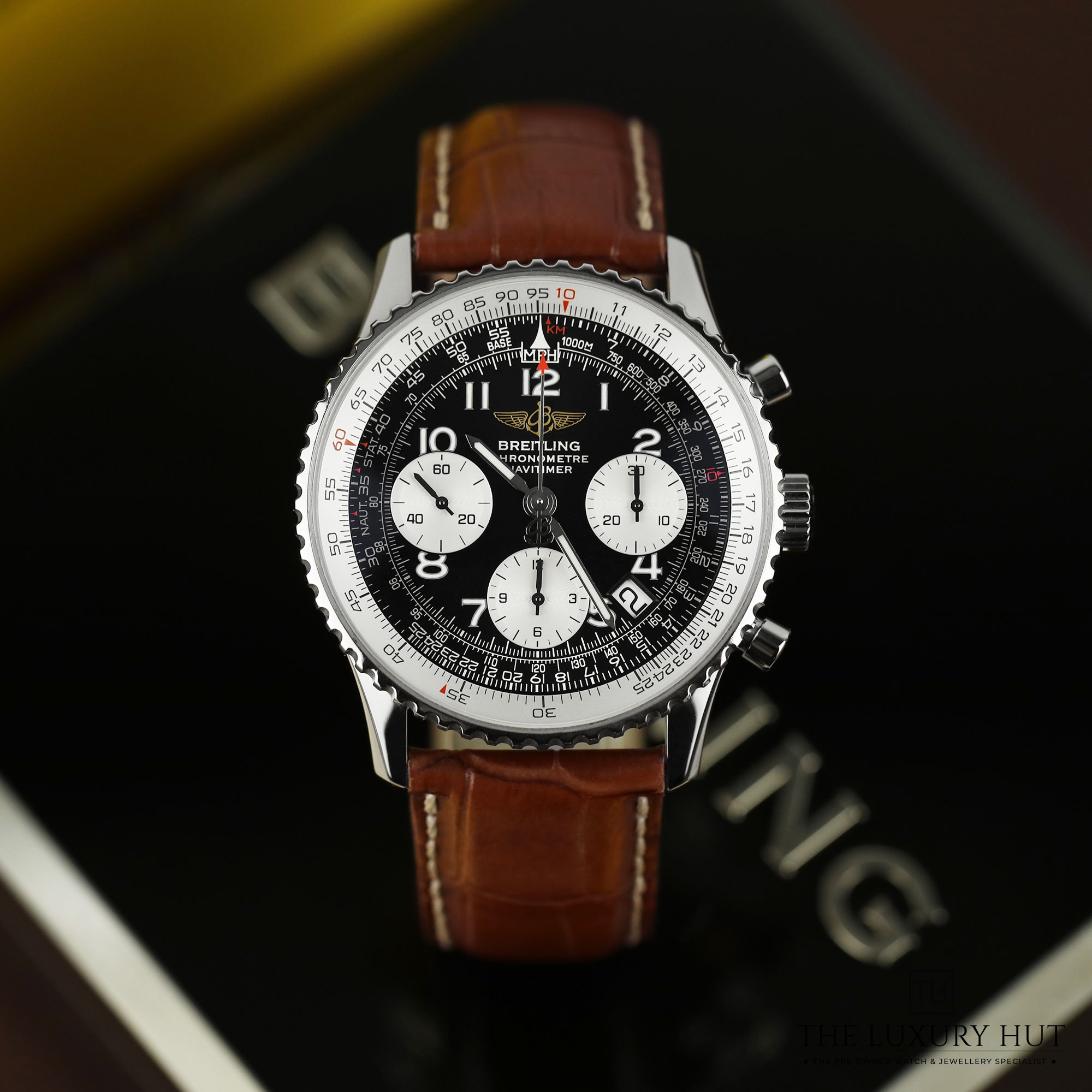 2024/08/Breitling_Navitimer_Chronometre_Black_LB299-b.jpg