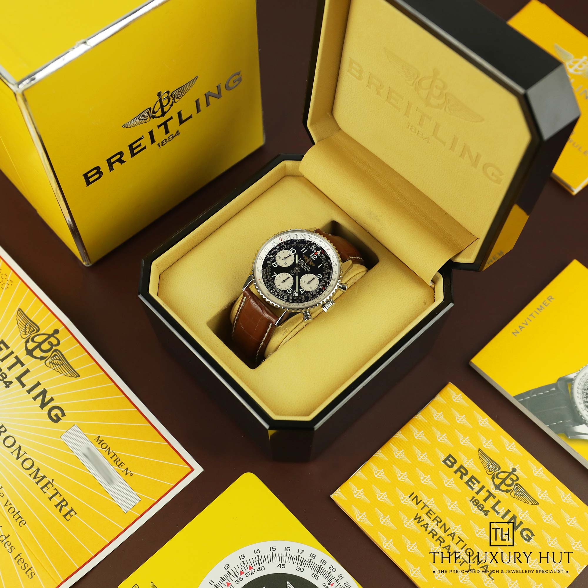 2024/08/Breitling_Navitimer_Chronometre_Black_LB299-g.jpg