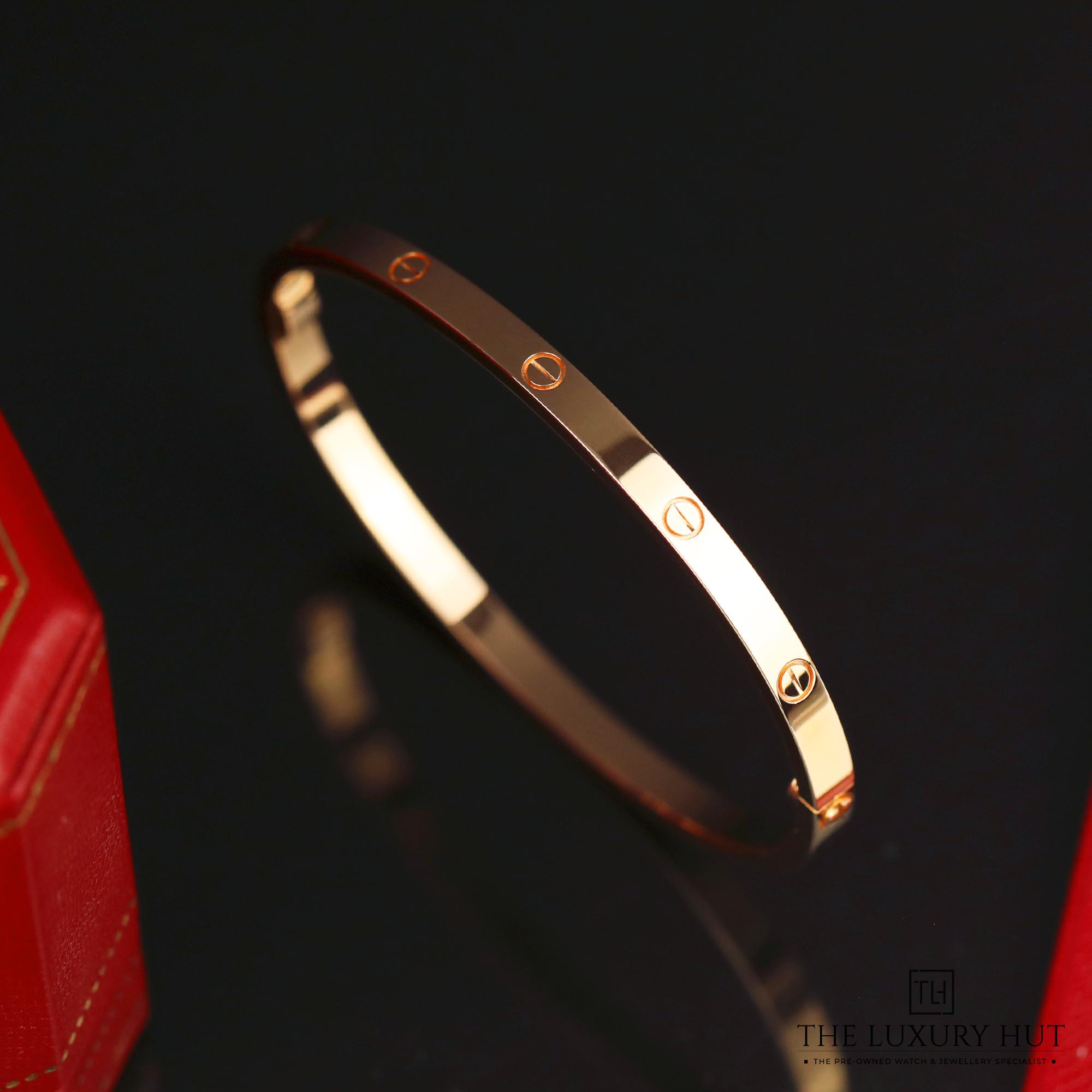 2024/08/Cartier_Small_Love_Bangle_Rose_Gold_51094-d.jpg