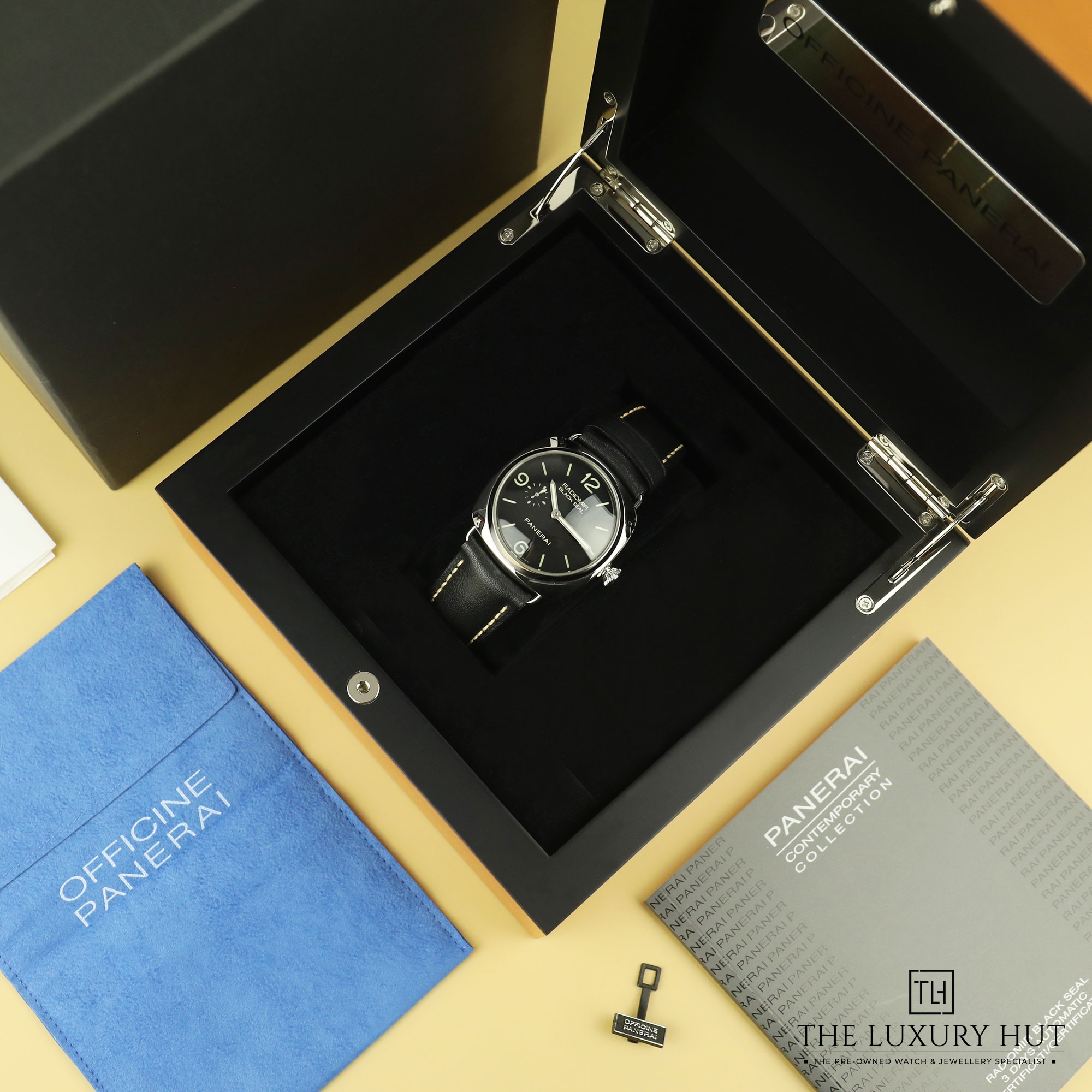 2024/08/Panerai_Radiomir_Black_Seal_3-Days_Steel_50982-g.jpg