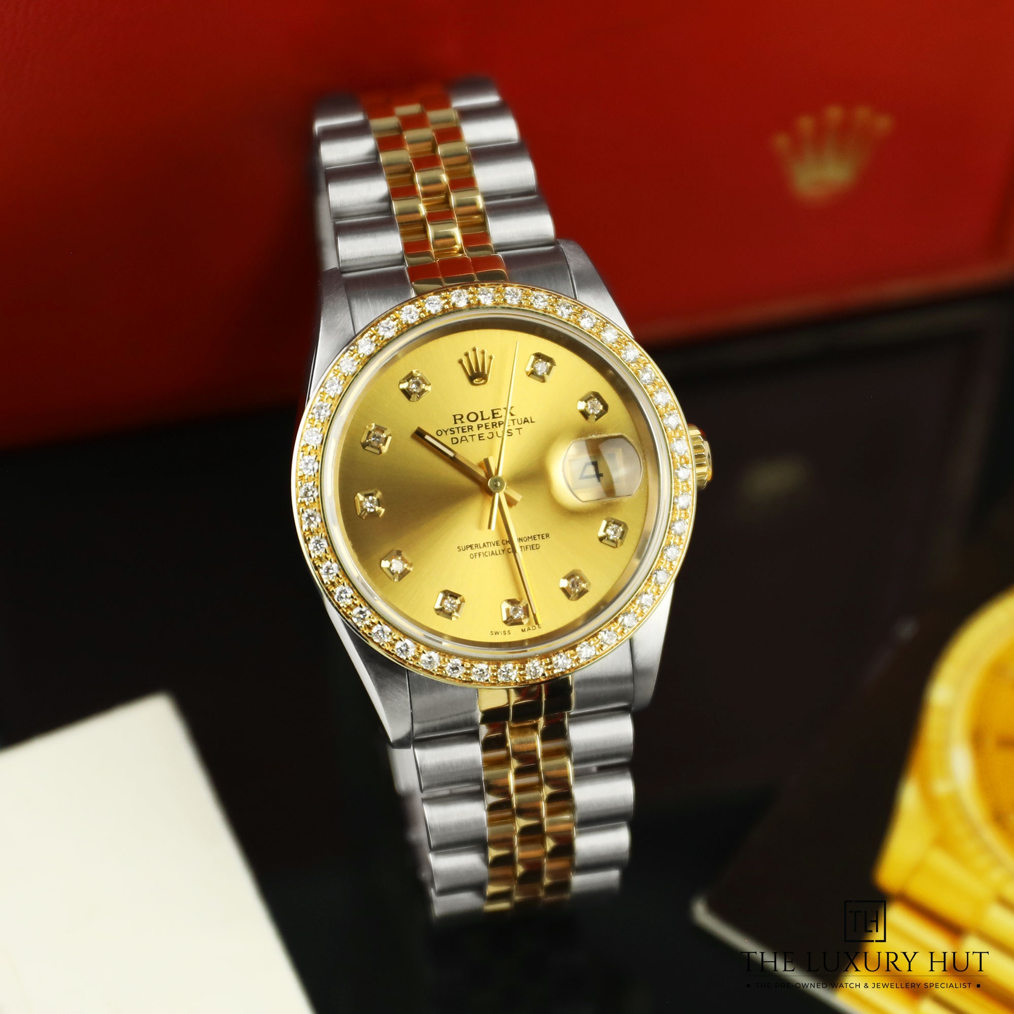 2024/08/Rolex_Datejust_36_Bi-Metal_Champagne_51001-b.jpg