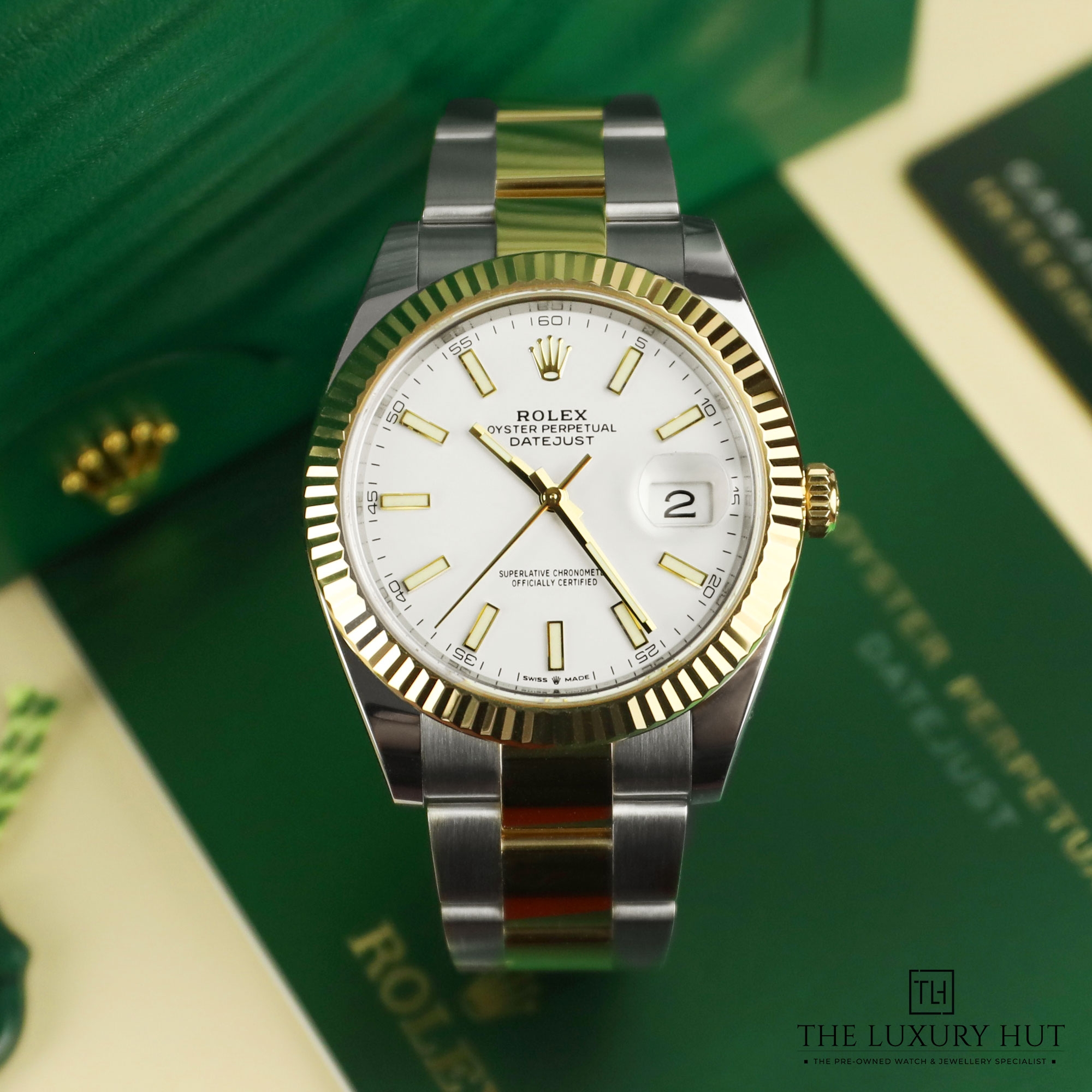 2024/08/Rolex_Datejust_41mm_Bi-Metal_White_50995-b.jpg