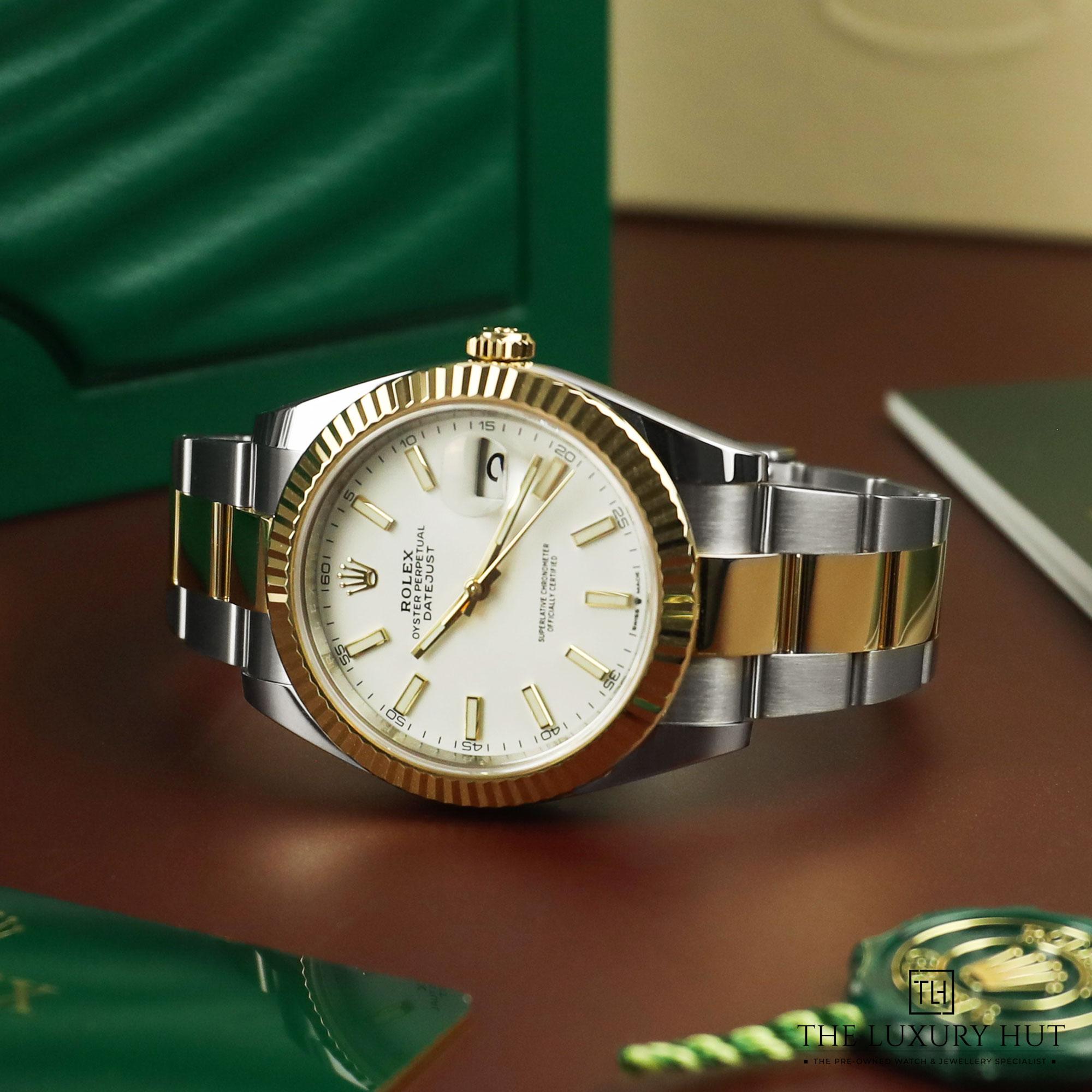 2024/08/Rolex_Datejust_41mm_Bi-Metal_White_50995-c.jpg