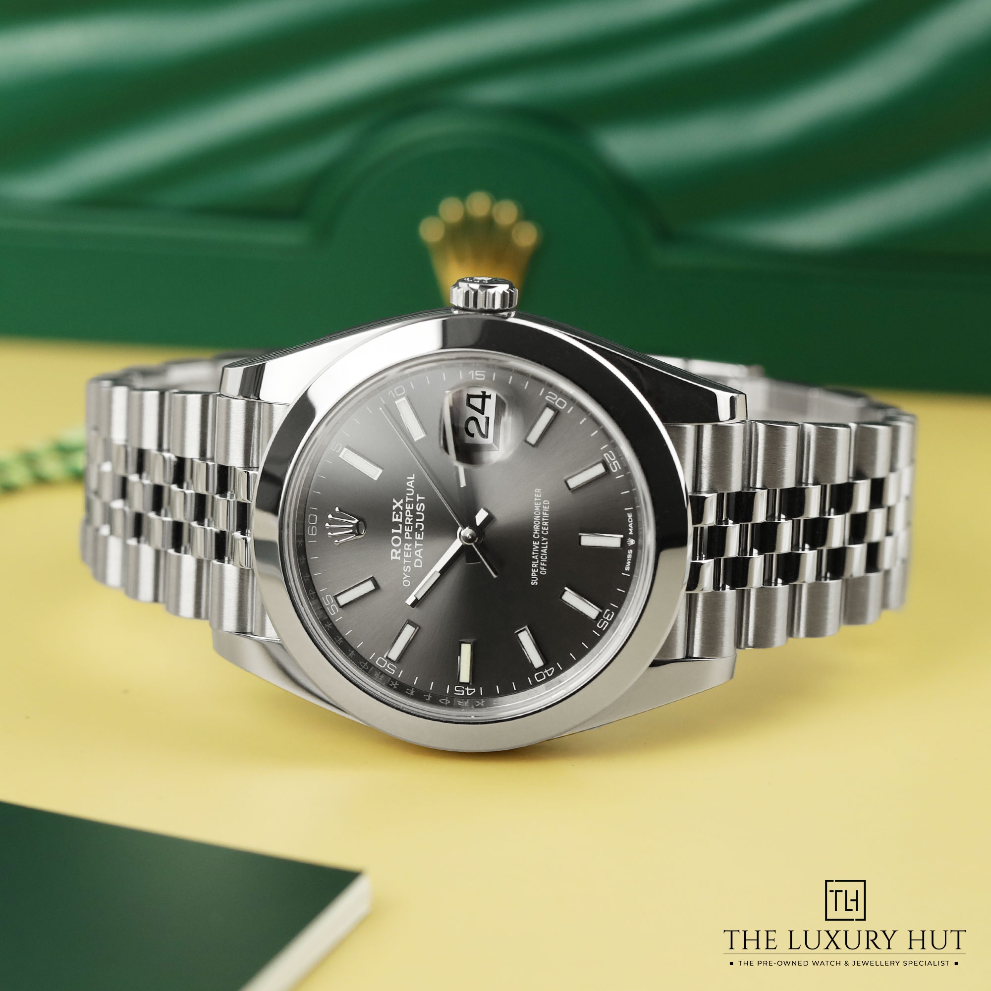 2024/08/Rolex_Datejust_41mm_Dark_Rhodium_Dial_51057-c.jpg