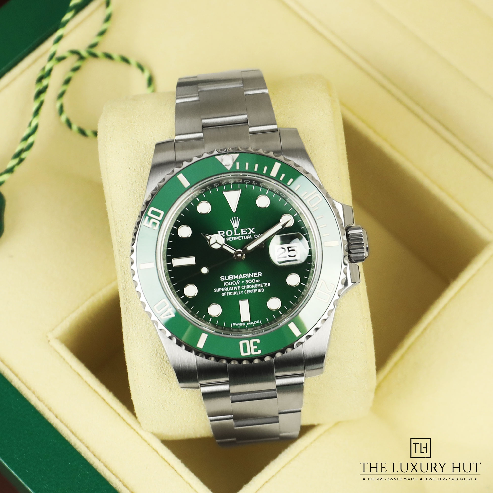 2024/08/Rolex_Submariner_HULK_Steel_Green_LB329-f.jpg