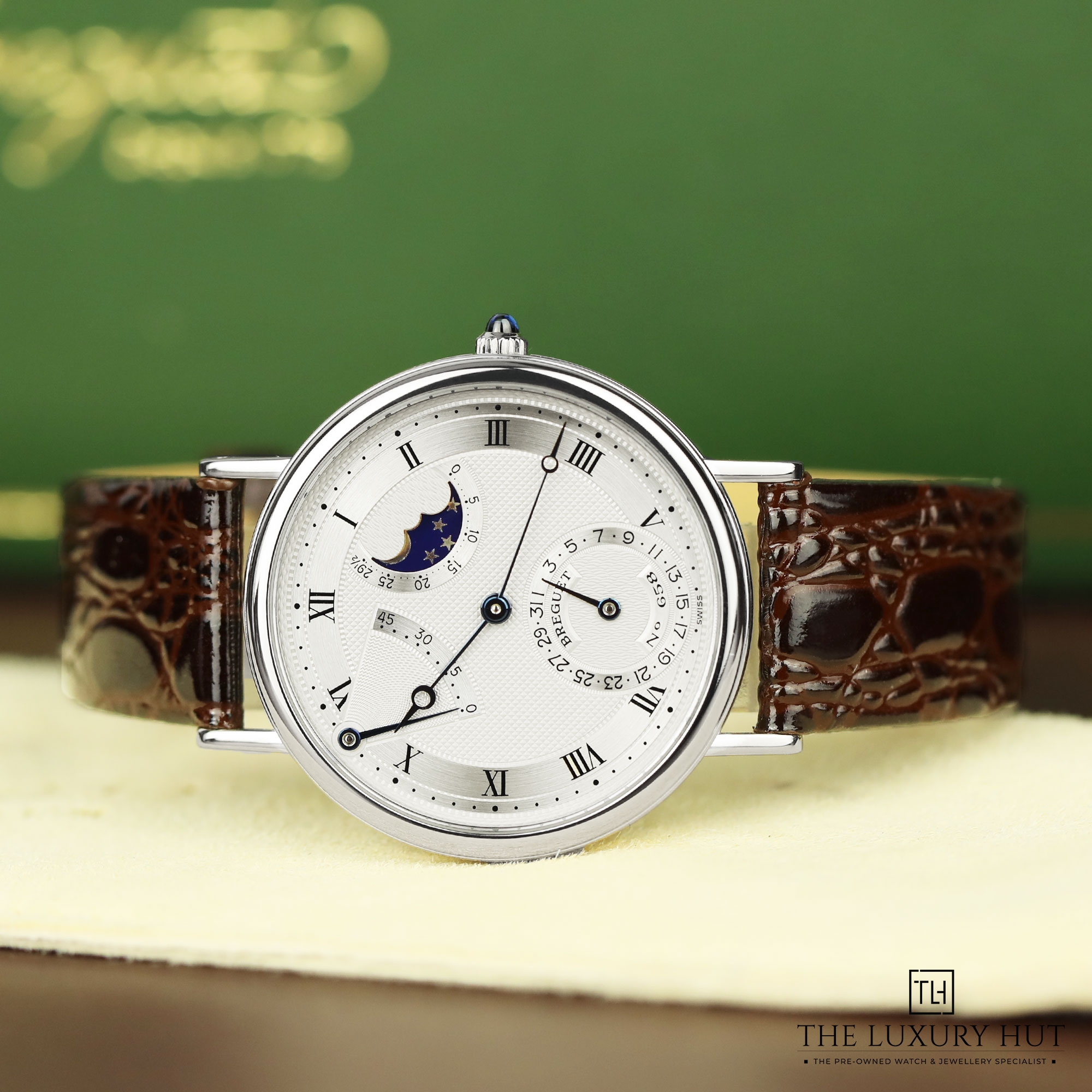 2024/09/Breguet_Classique_White_Gold_36_Silver_LB348-c.jpg
