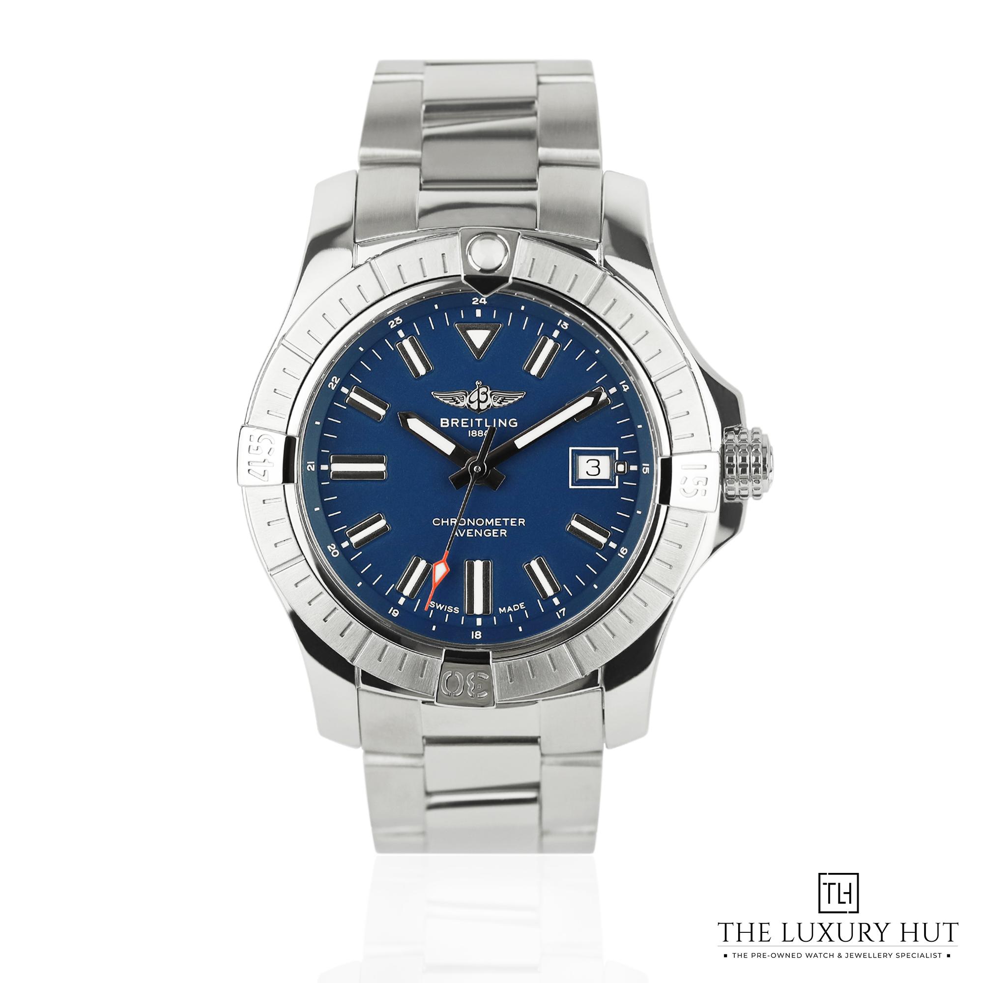 2024/09/Breitling_Avenger_Steel_43mm_Blue_Dial_51099-a.jpg