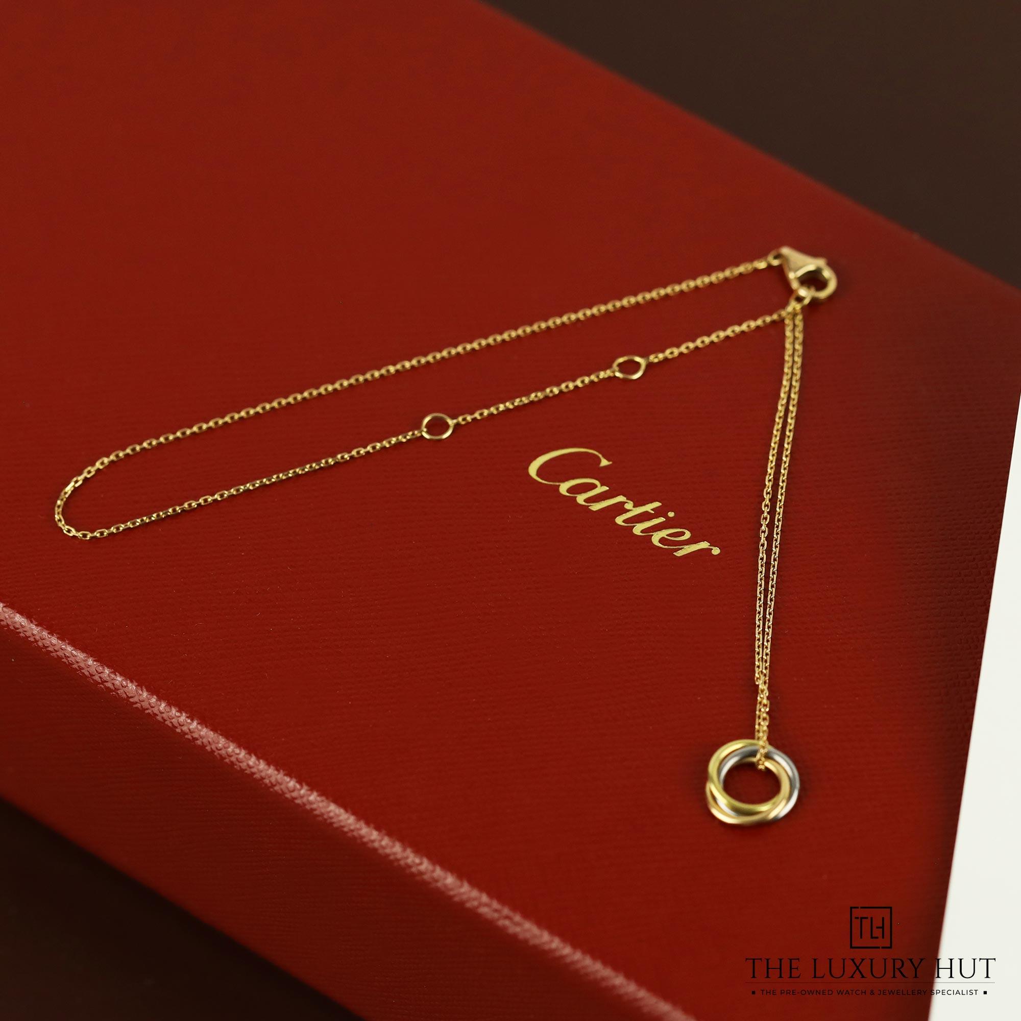 2024/09/Cartier_Trinity_Double_Chain_Bracelet_51106-d.jpg