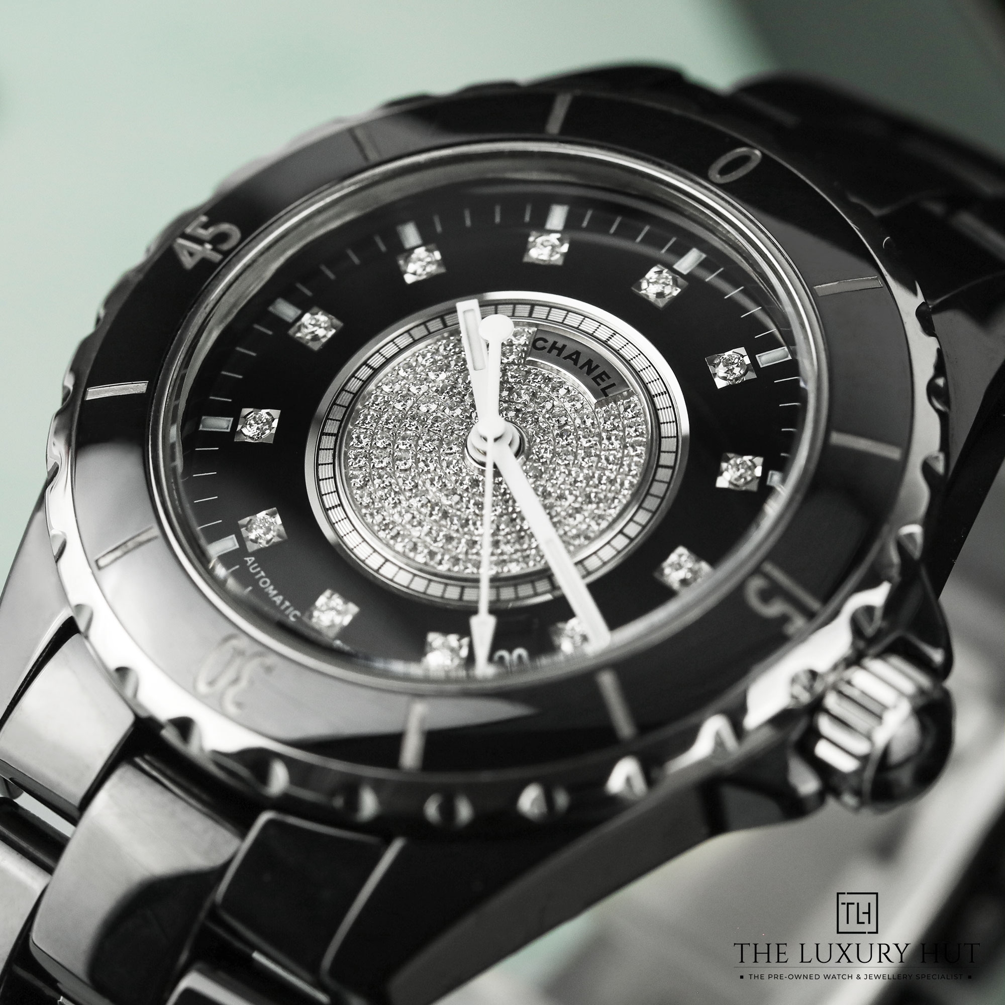 2024/09/Chanel_J12_Black_Ceramic_Diamond_51051-g.jpg