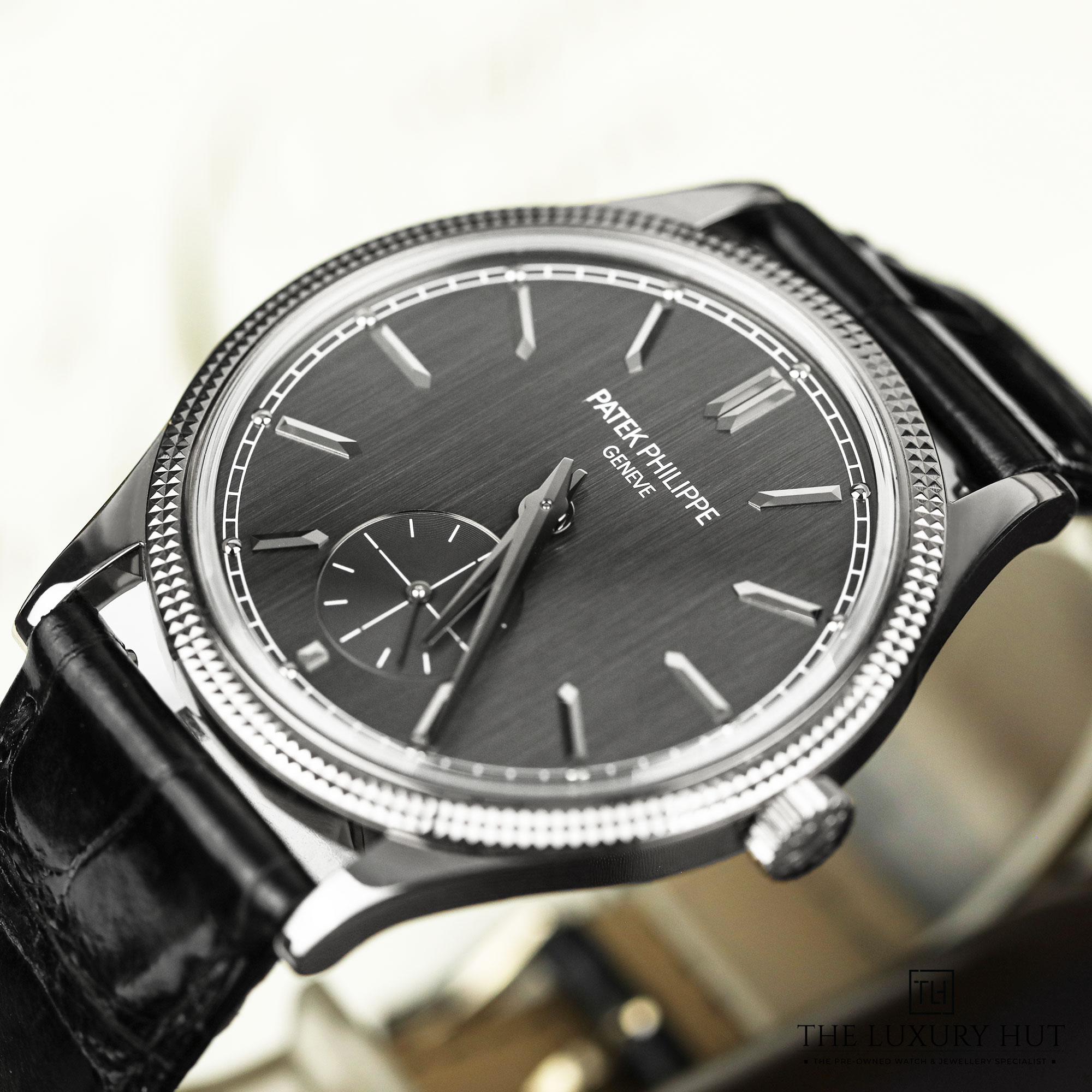 2024/09/Patek_Philippe_Calatrava_White_Gold_Grey_51122-h.jpg