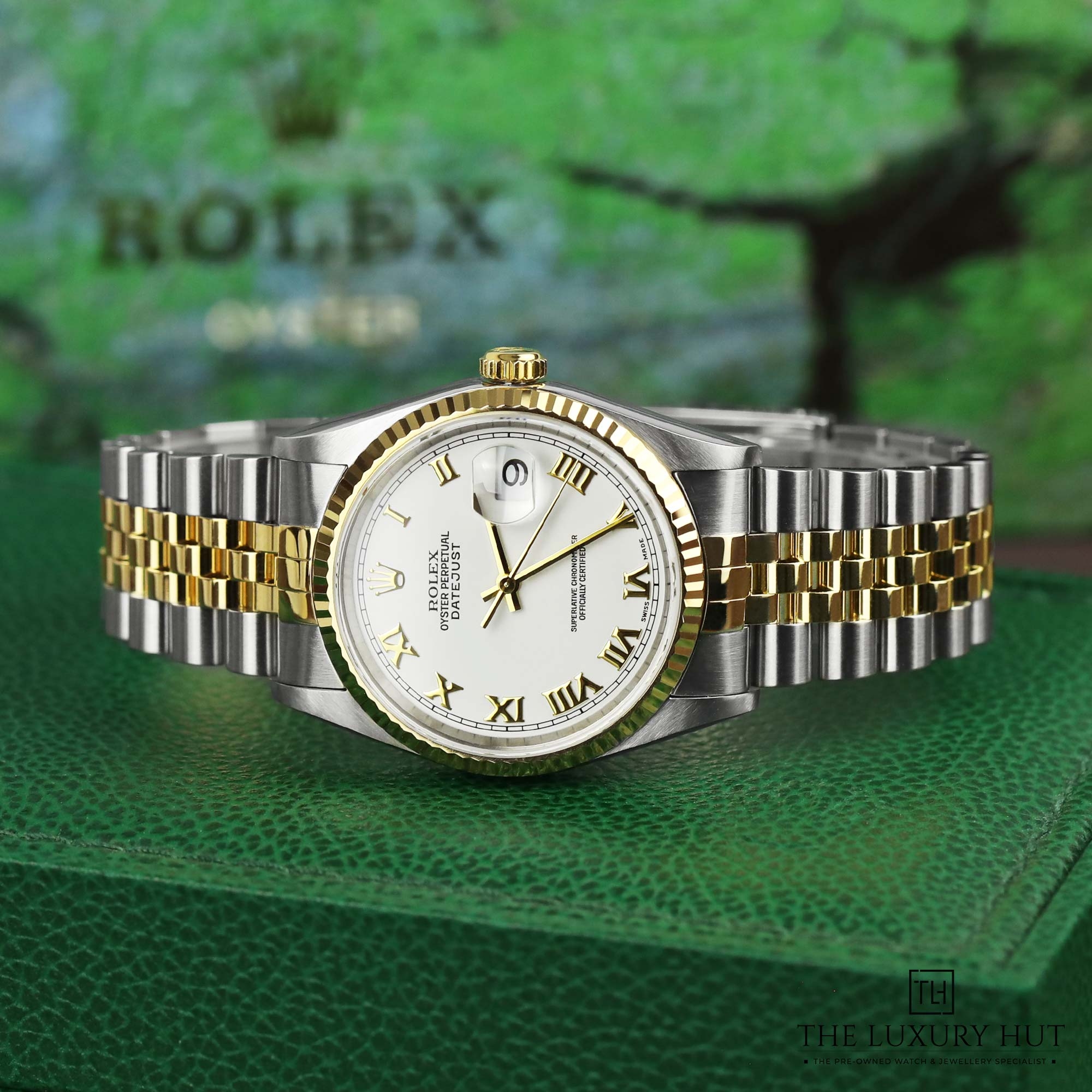 2024/09/Rolex_Datejust_36_Bi-Metal_White_Roman_51089-c.jpg