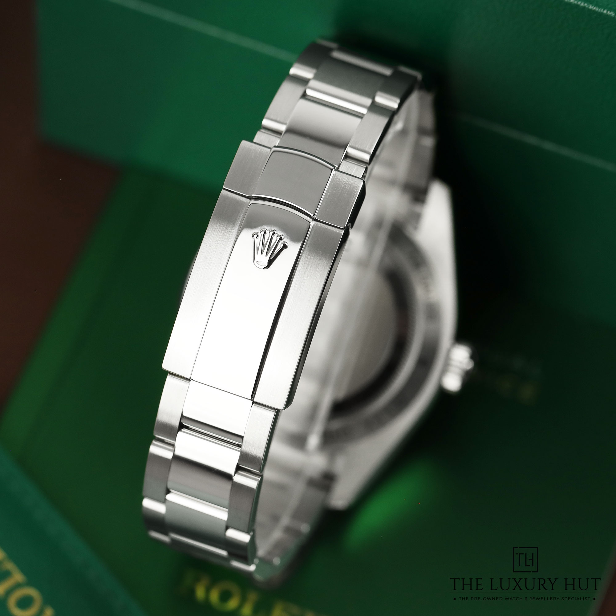 2024/09/Rolex_Milgauss_Steel_40mm_Z-Blue_Dial_51113-d.jpg