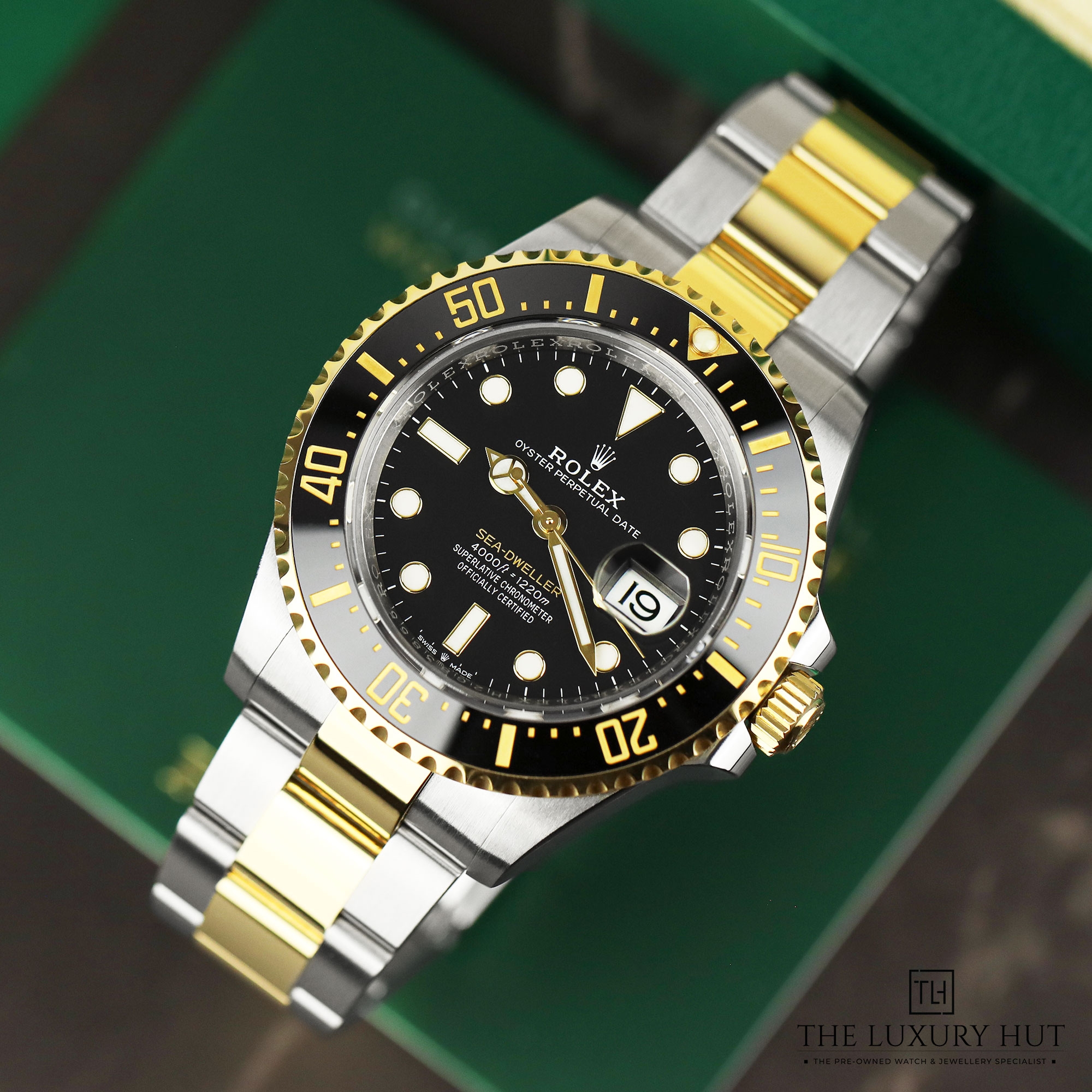 2024/09/Rolex_Sea-Dweller_Bi-Metal_43mm_Black_LB345-b.jpg