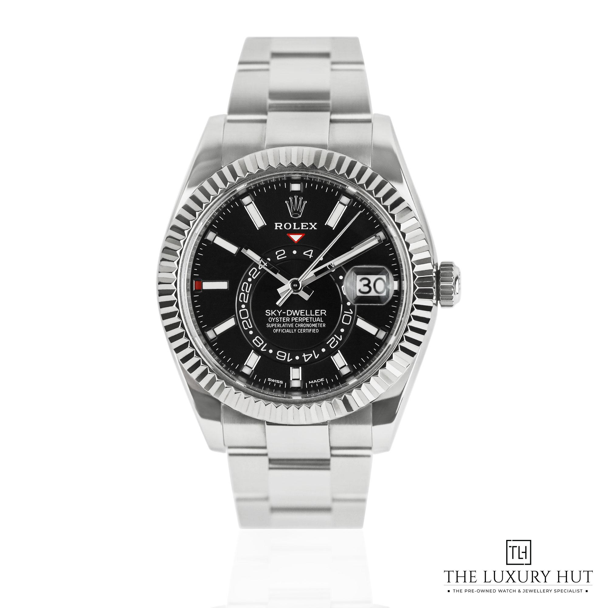 2024/09/Rolex_Sky-Dweller_Steel_42mm_Black_LB364-a.jpg