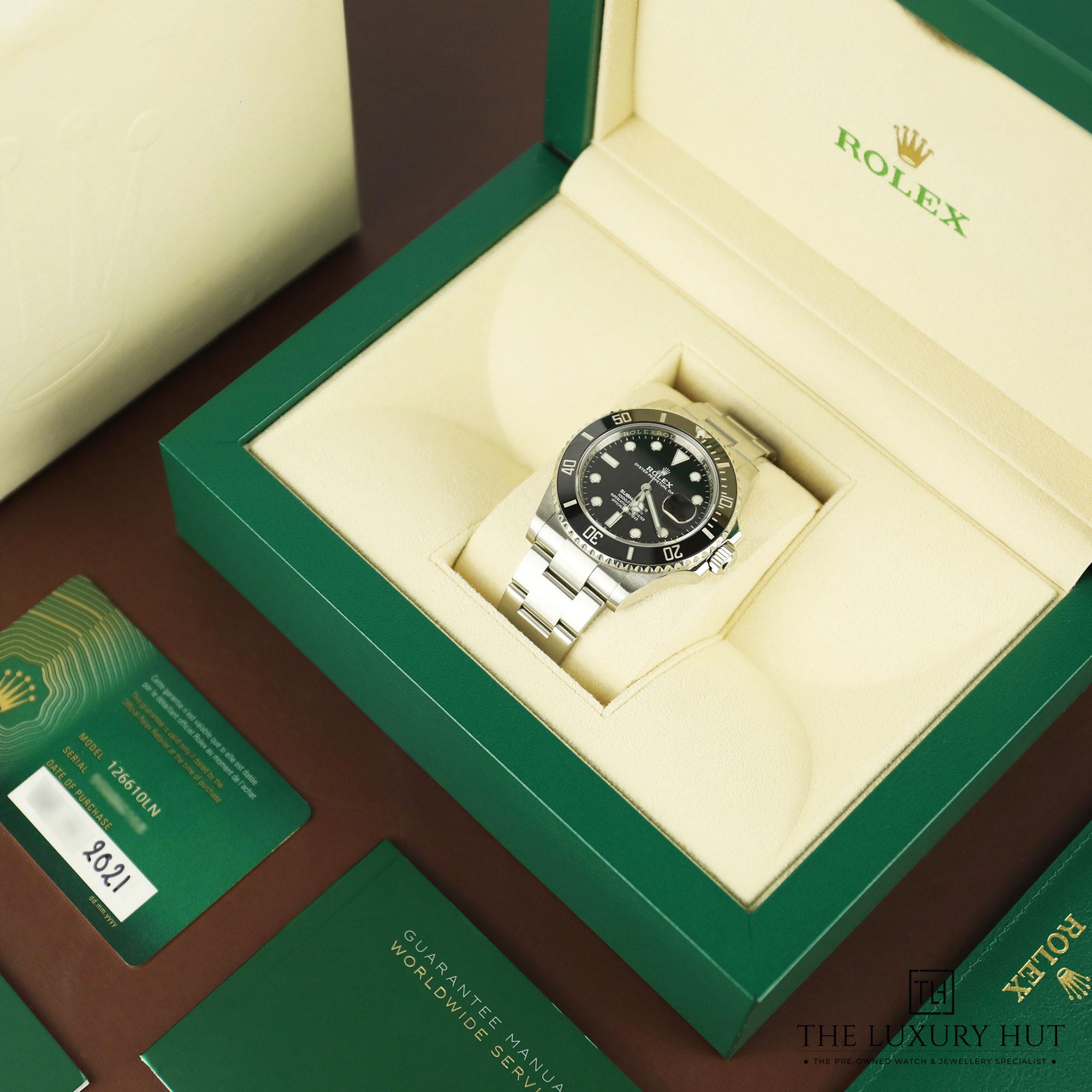 2024/09/Rolex_Submariner_Date_Steel_41_Black_LB352-ff.jpg
